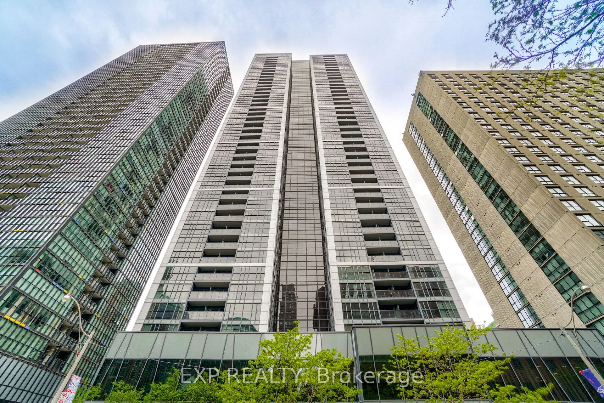 28 Ted Rogers Way, #308