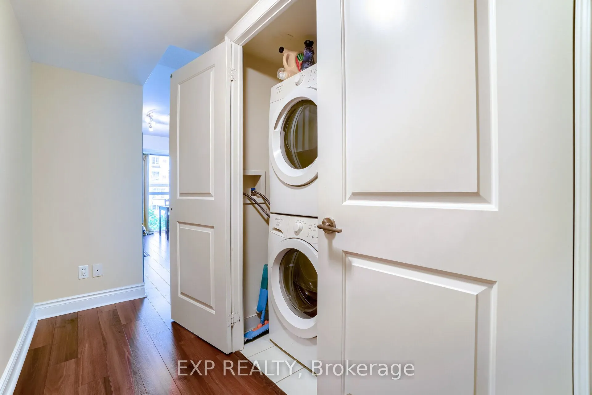 28 Ted Rogers Way, #308