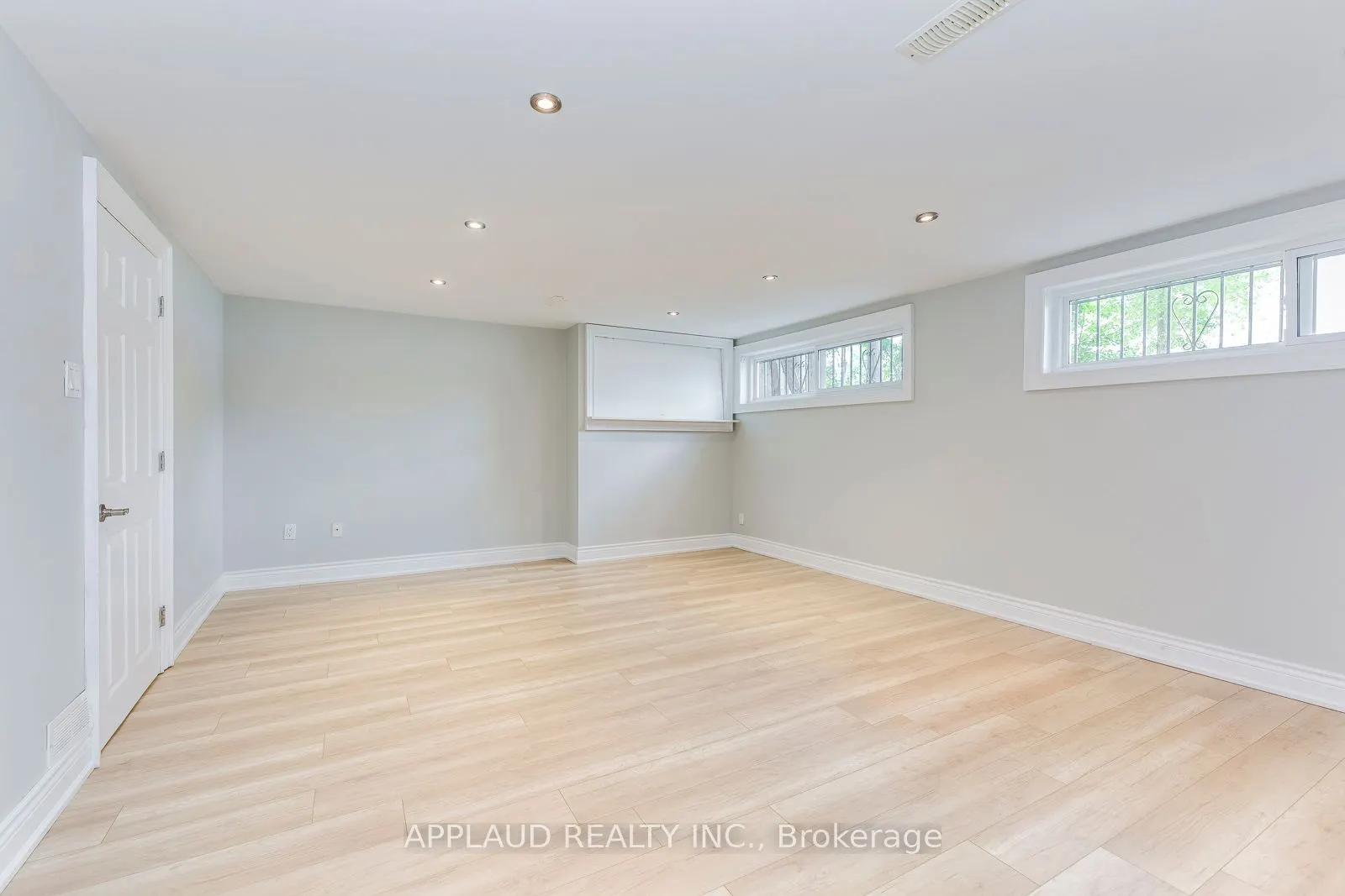 405 Willowdale Avenue