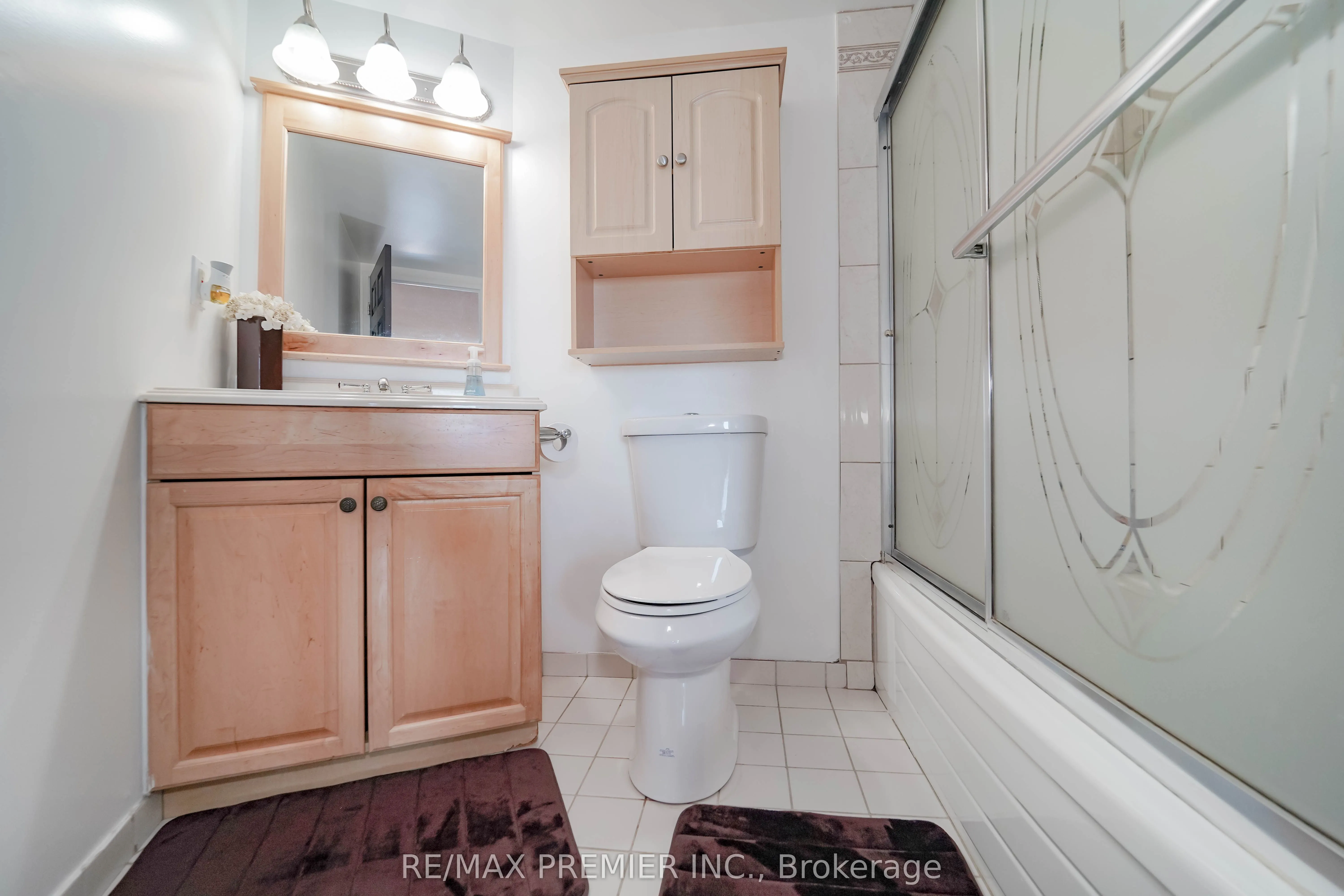 250 Queens Quay Boulevard W, #Unit 601