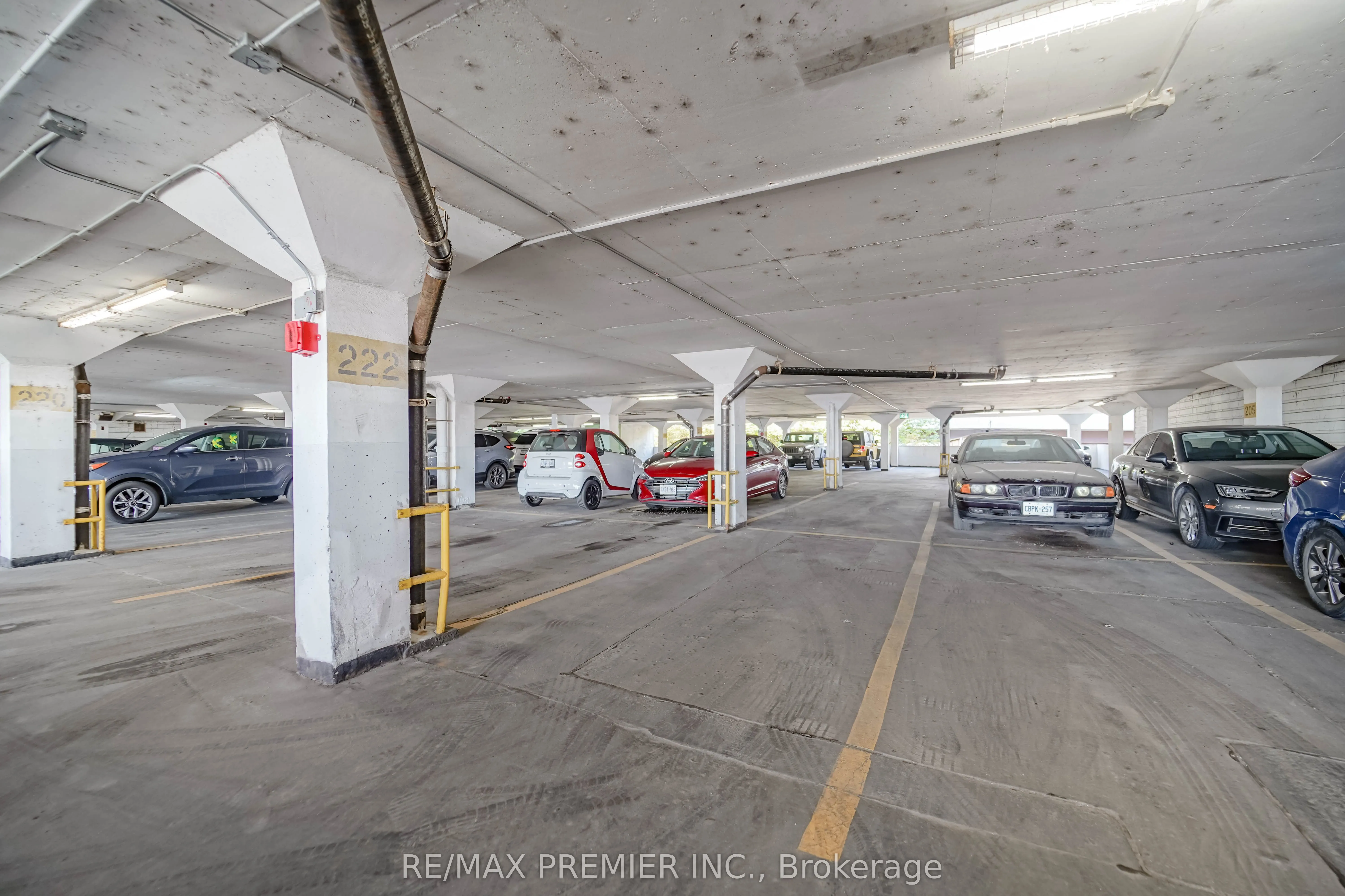 250 Queens Quay Boulevard W, #Unit 601