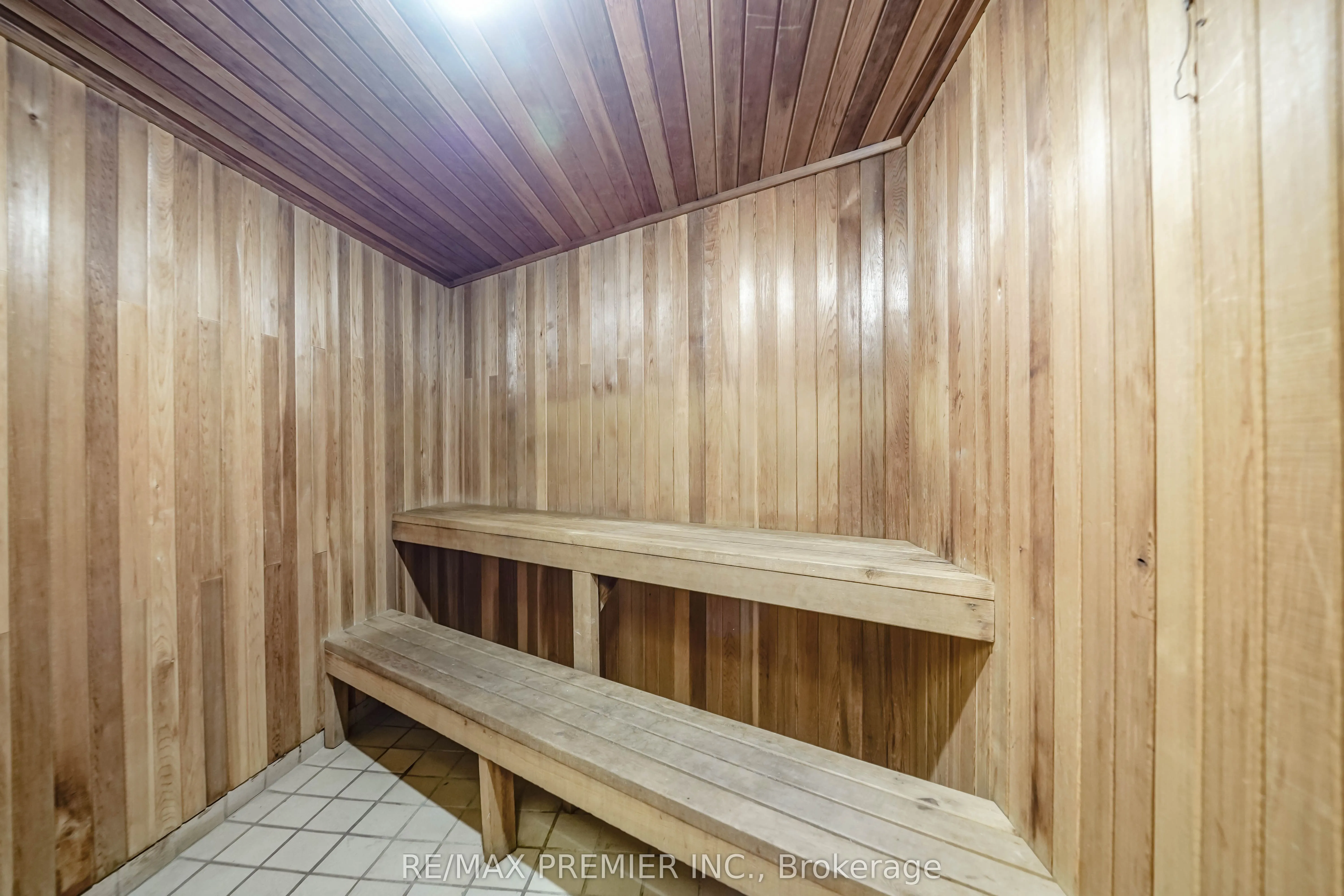 250 Queens Quay Boulevard W, #Unit 601