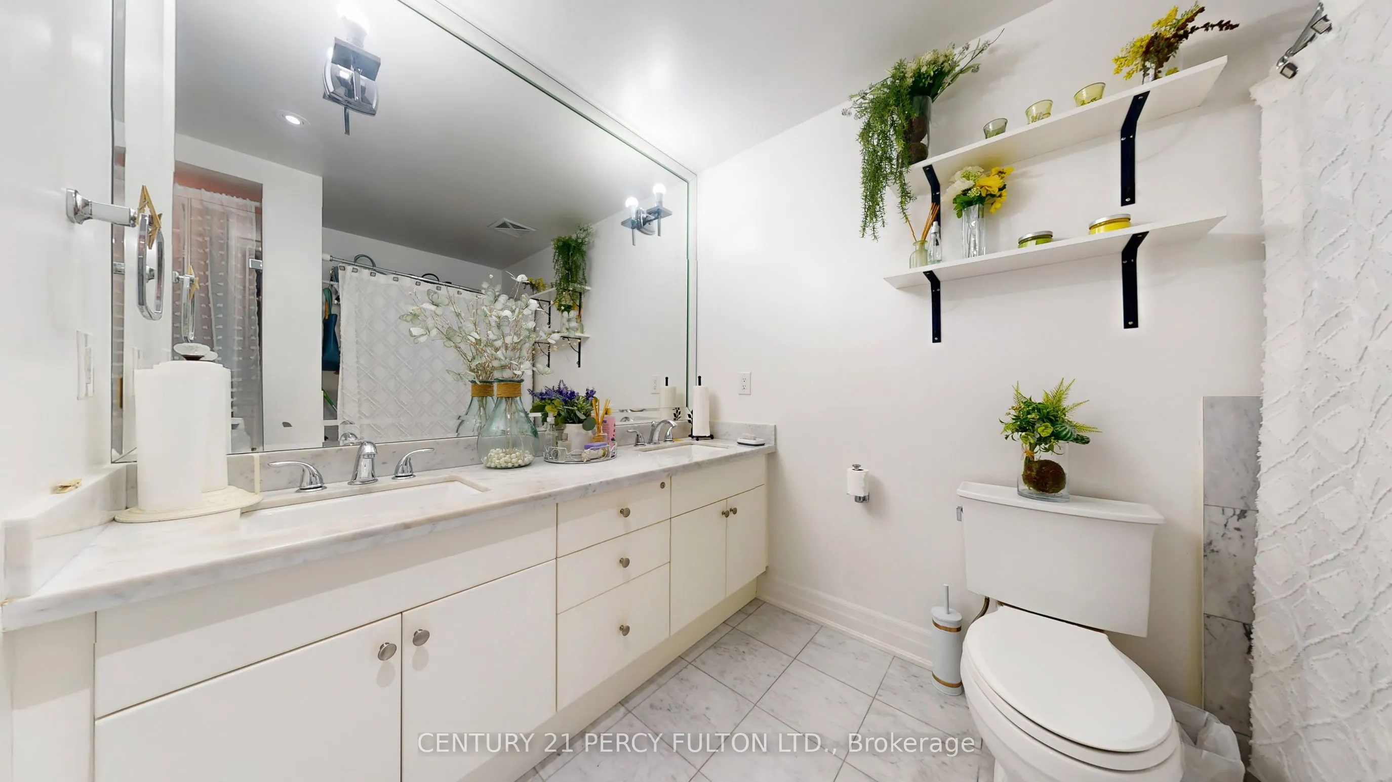 23 Rean Drive, #405