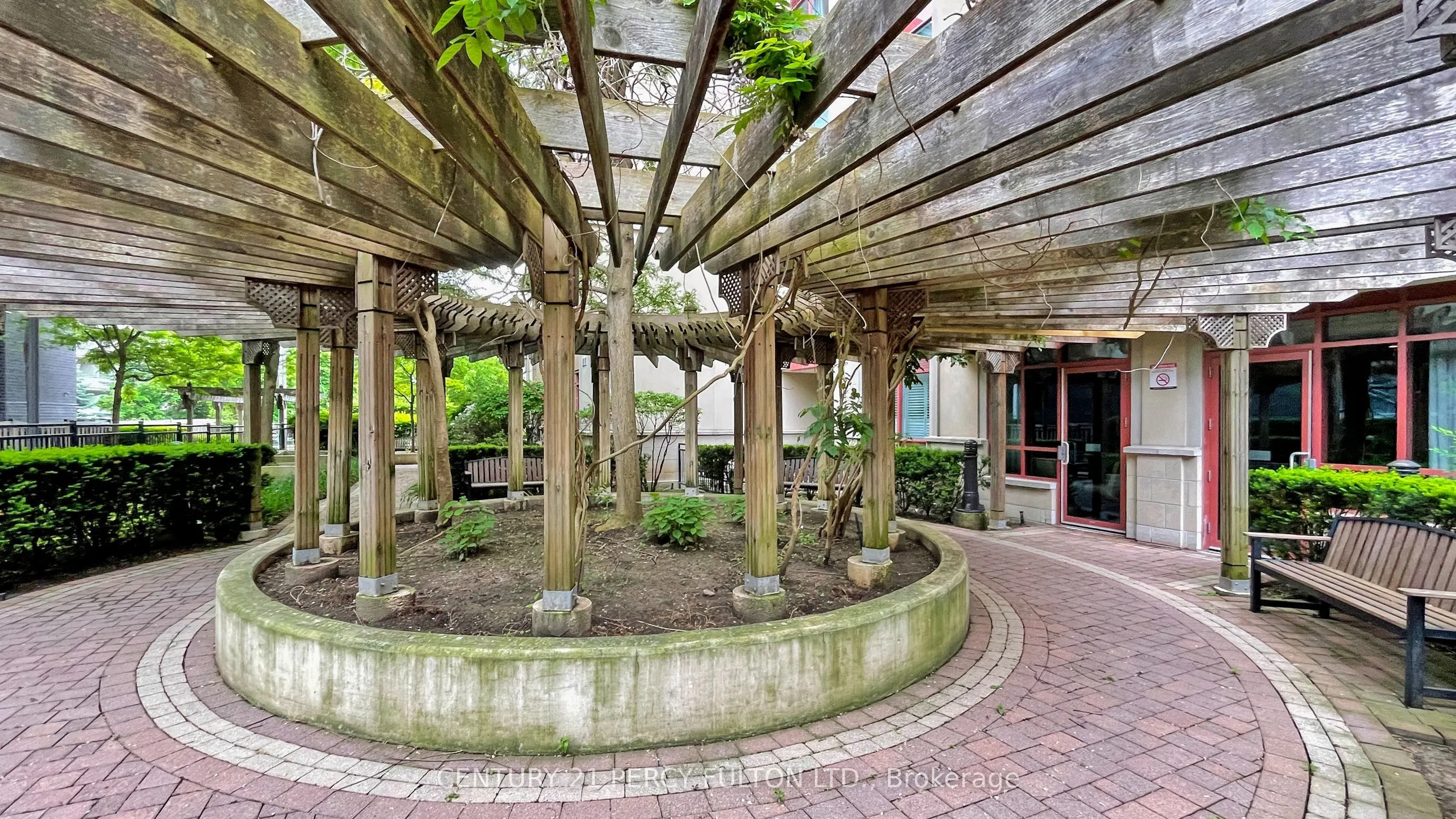23 Rean Drive, #405