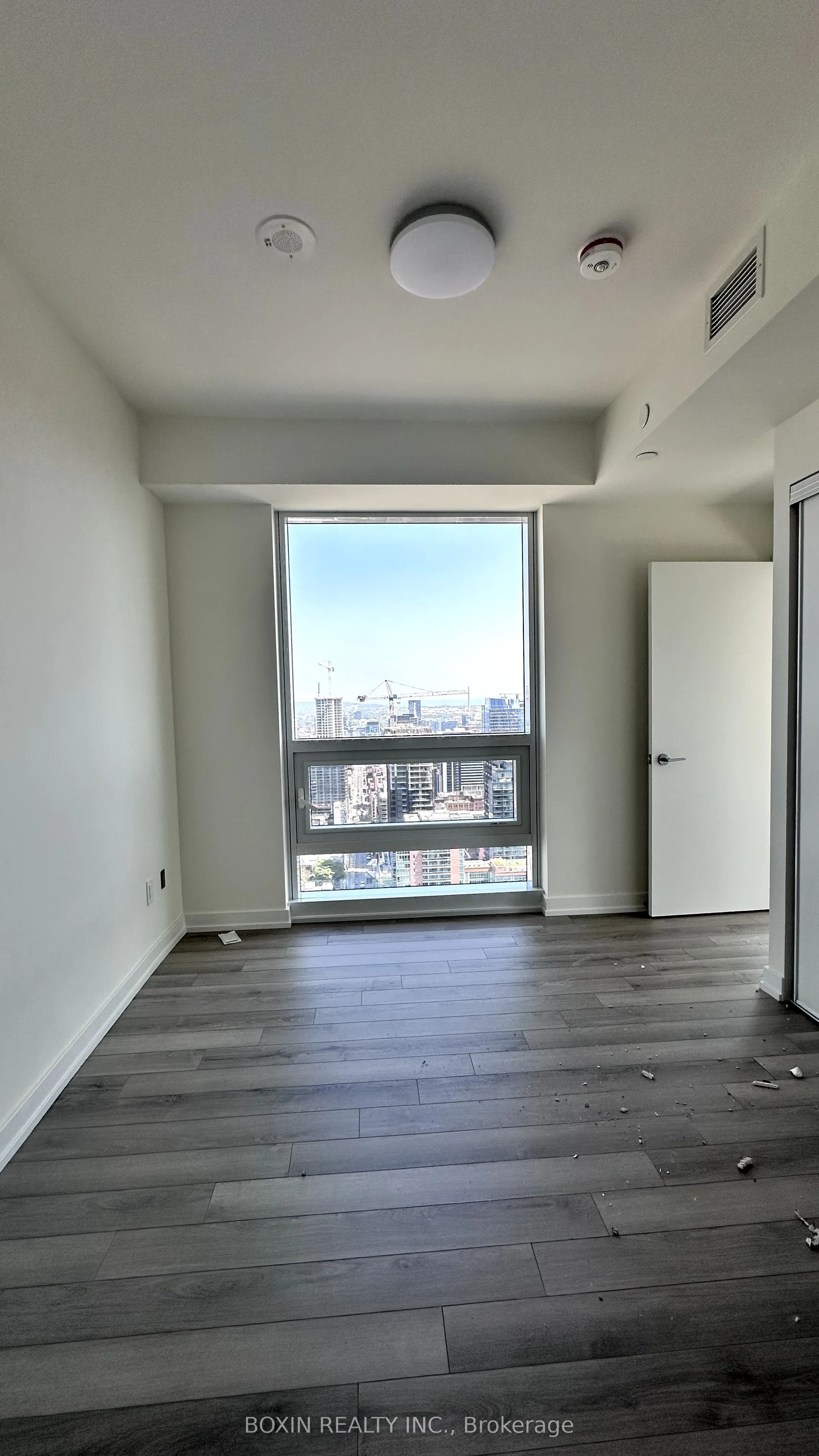 89 Church Street, #4007