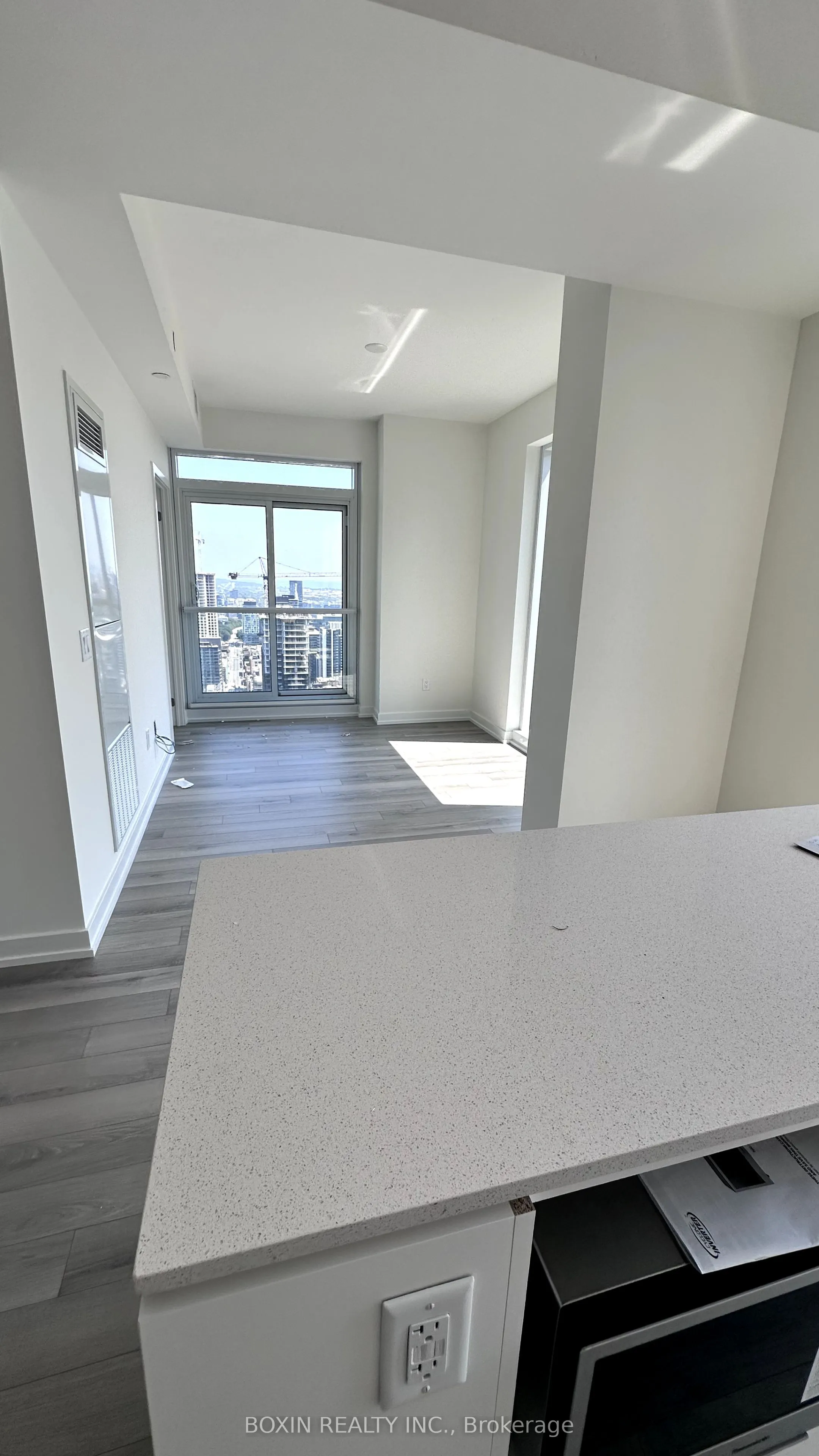 89 Church Street, #4007