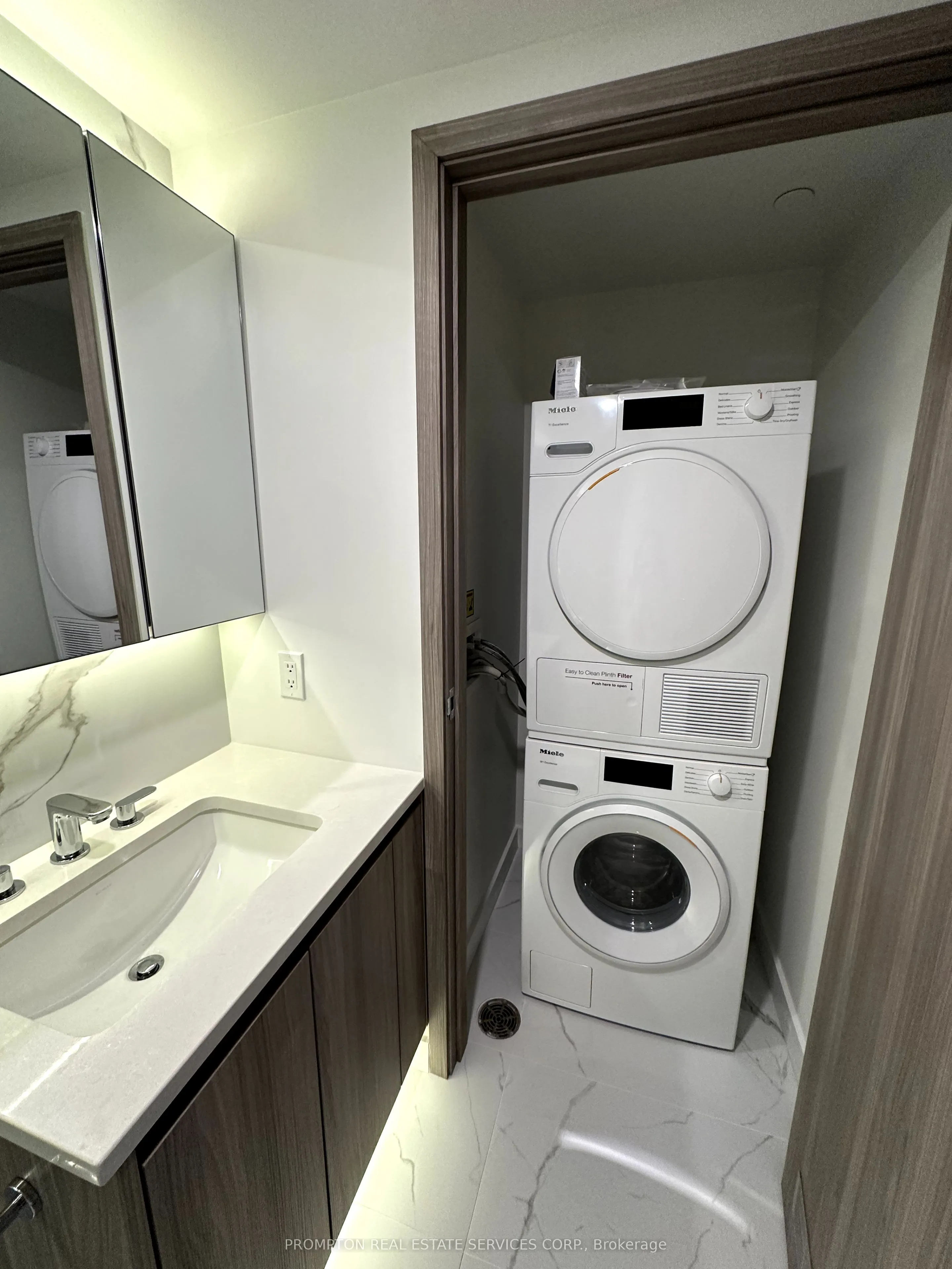 3 Concord Cityplace Way, #2210