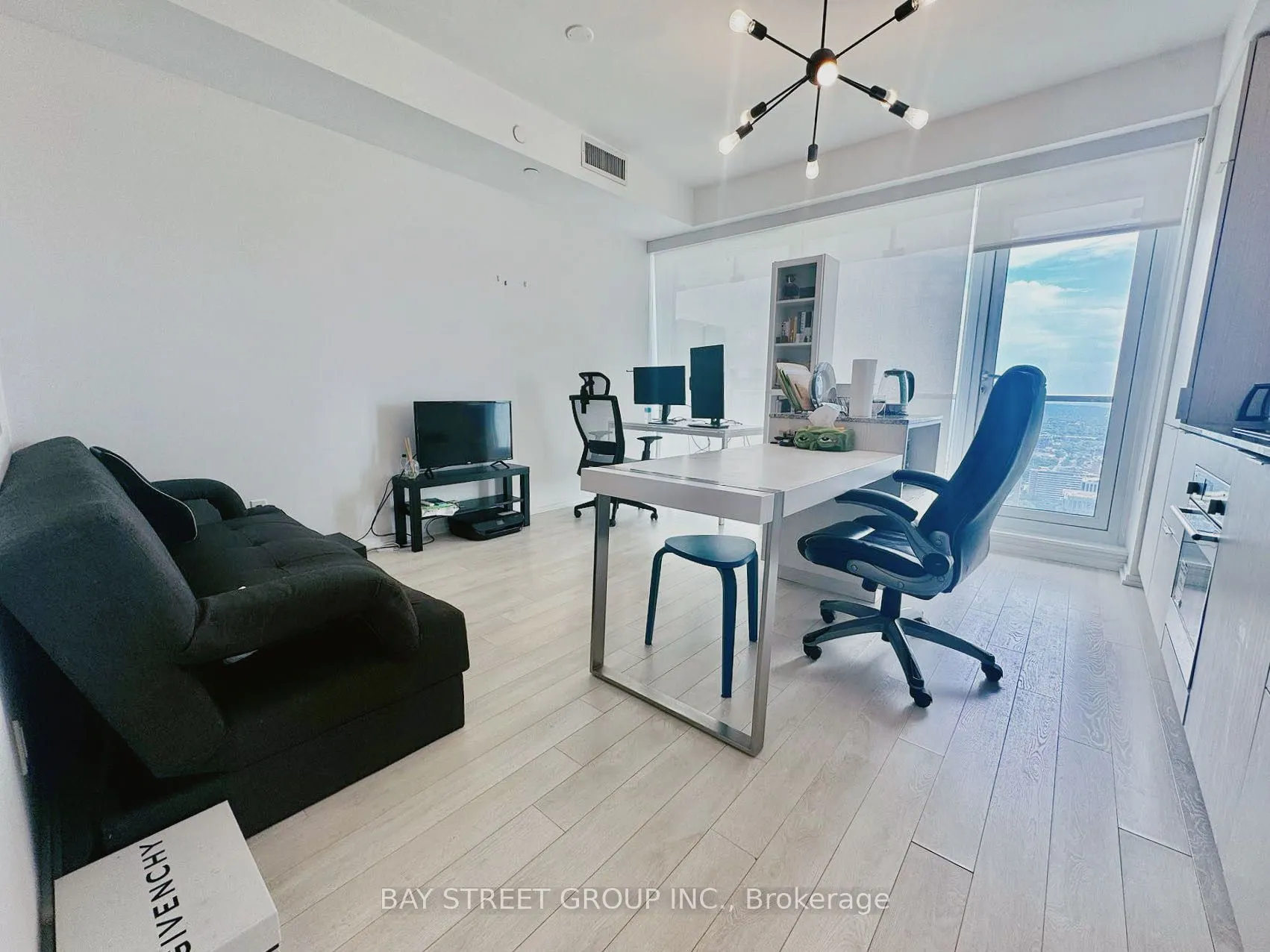 197 Yonge Street, #4003