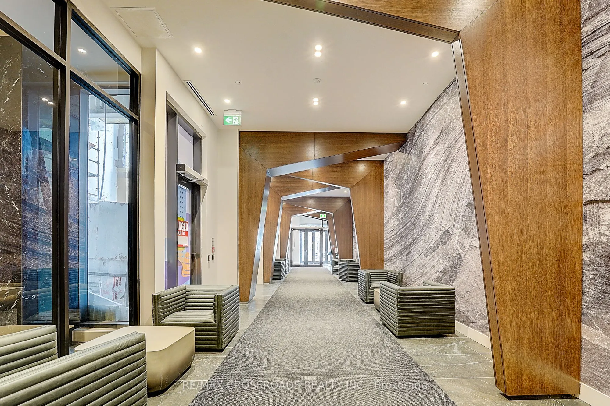 308 Jarvis Street, #520