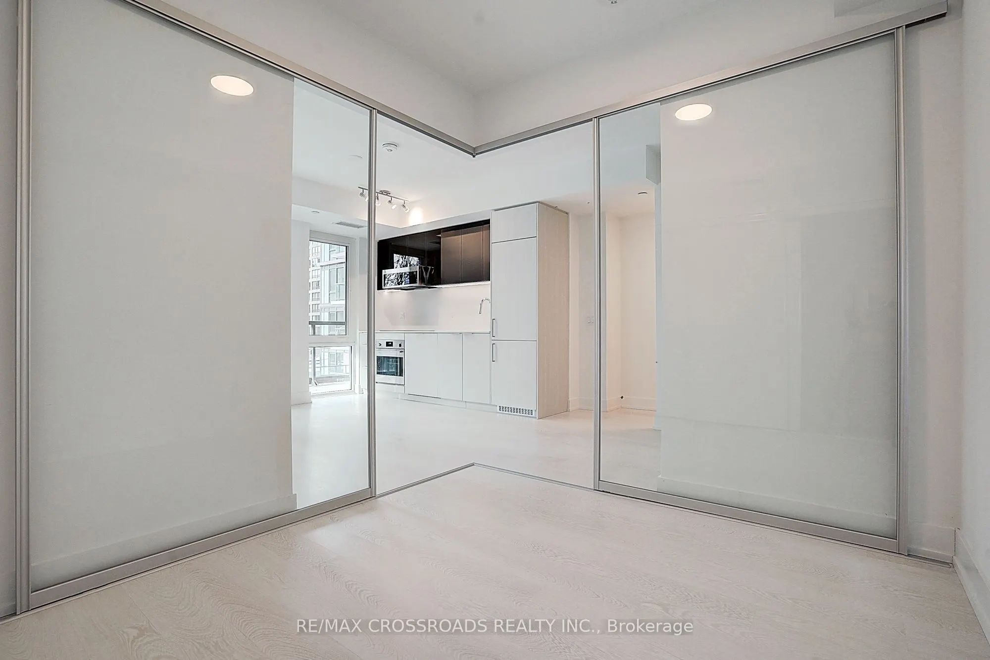 308 Jarvis Street, #520