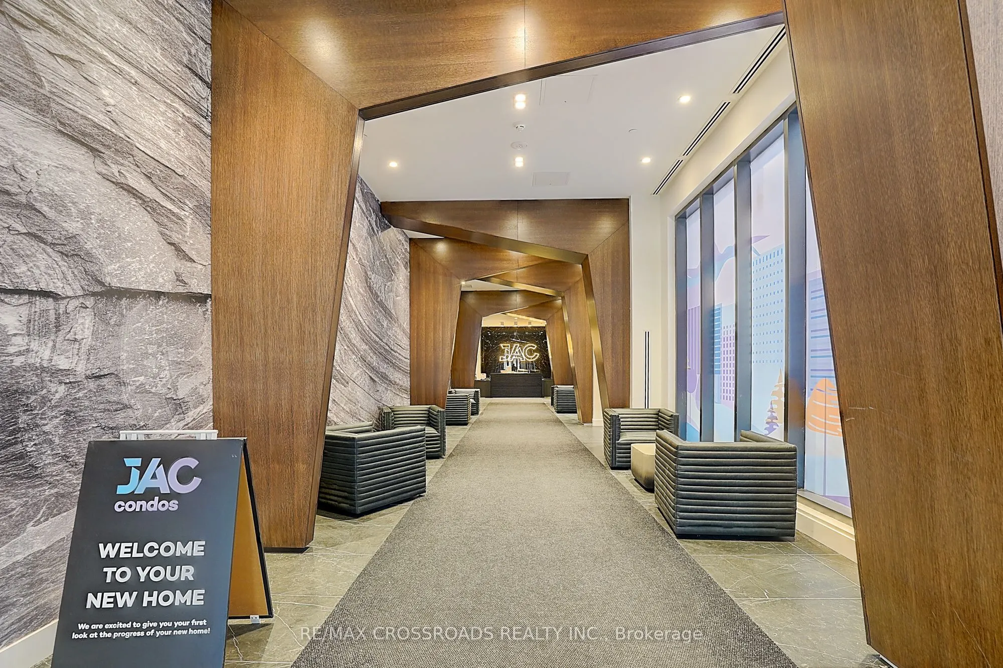 308 Jarvis Street, #520