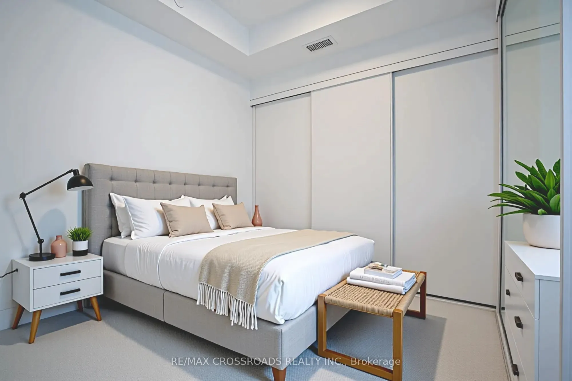 308 Jarvis Street, #520