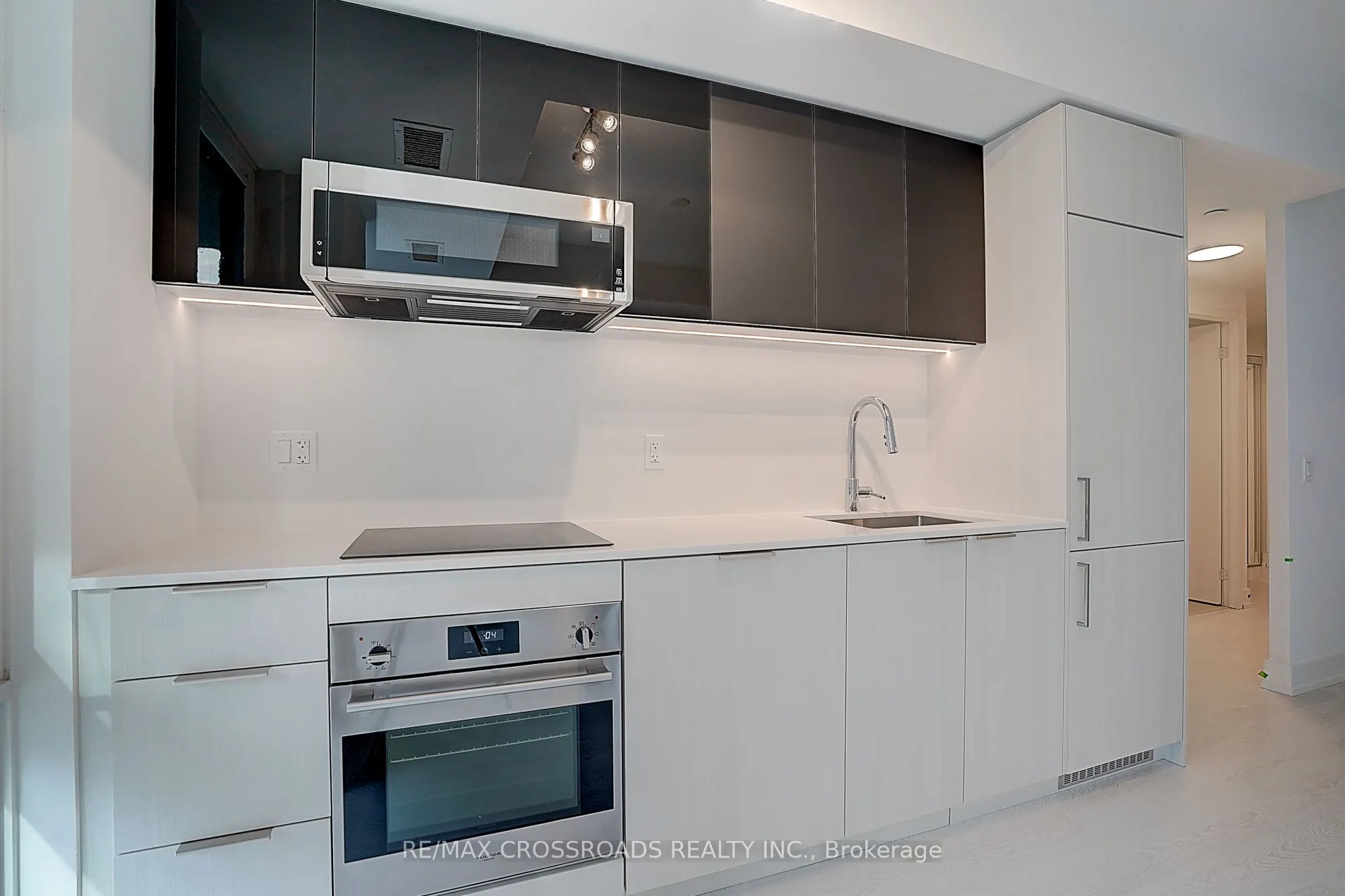 308 Jarvis Street, #520