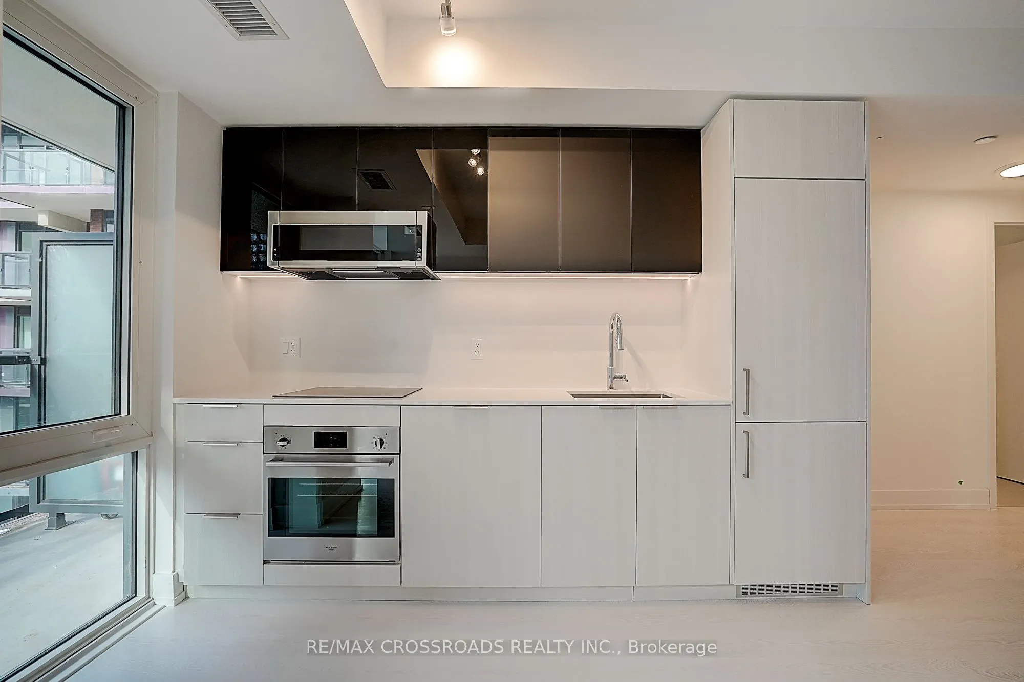 308 Jarvis Street, #520