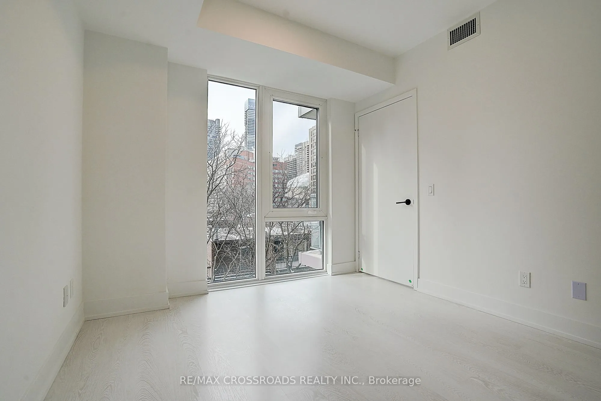 308 Jarvis Street, #520