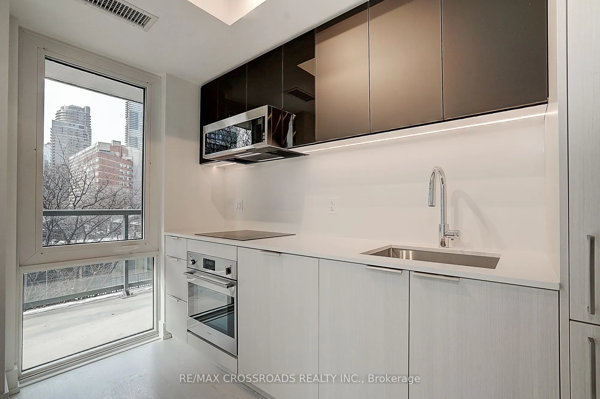 308 Jarvis Street, #520