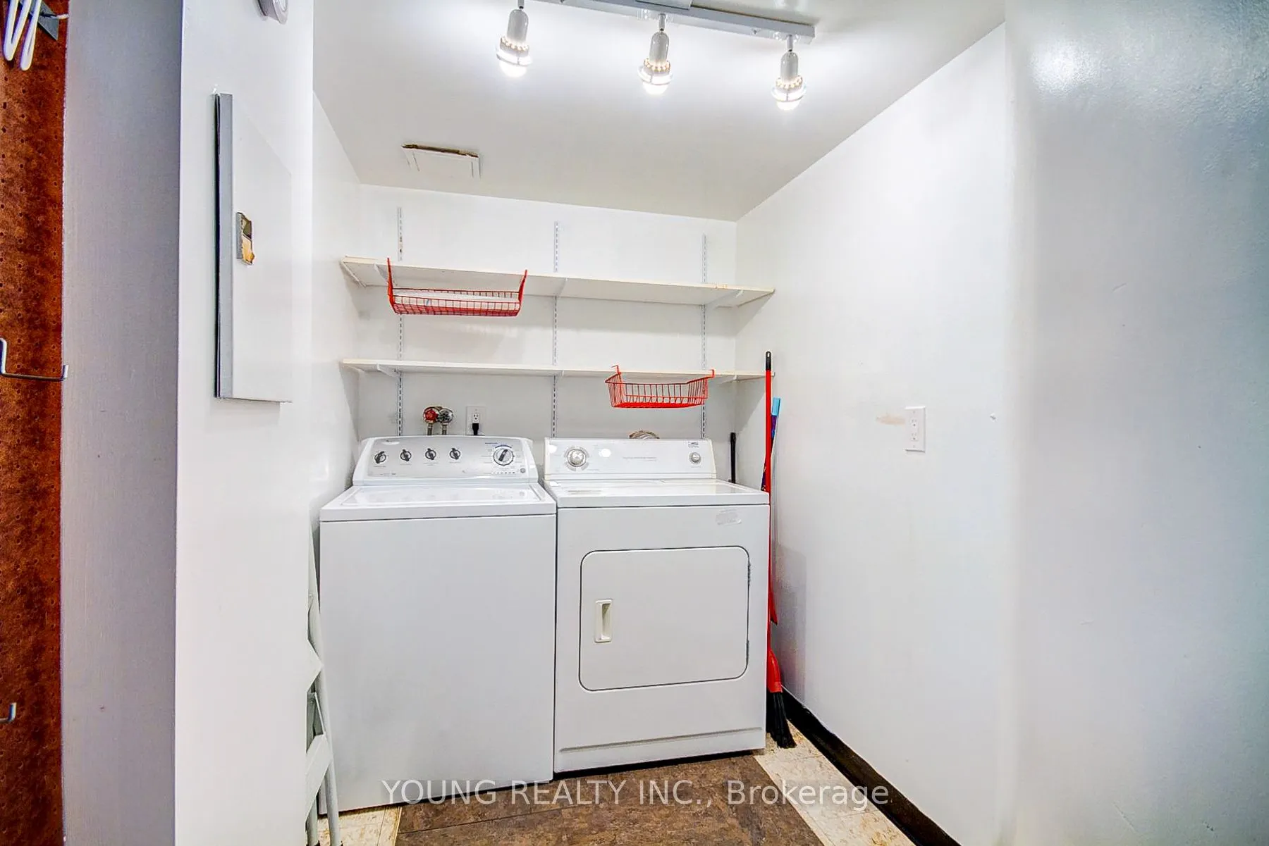 5 Old Sheppard Avenue, #1707