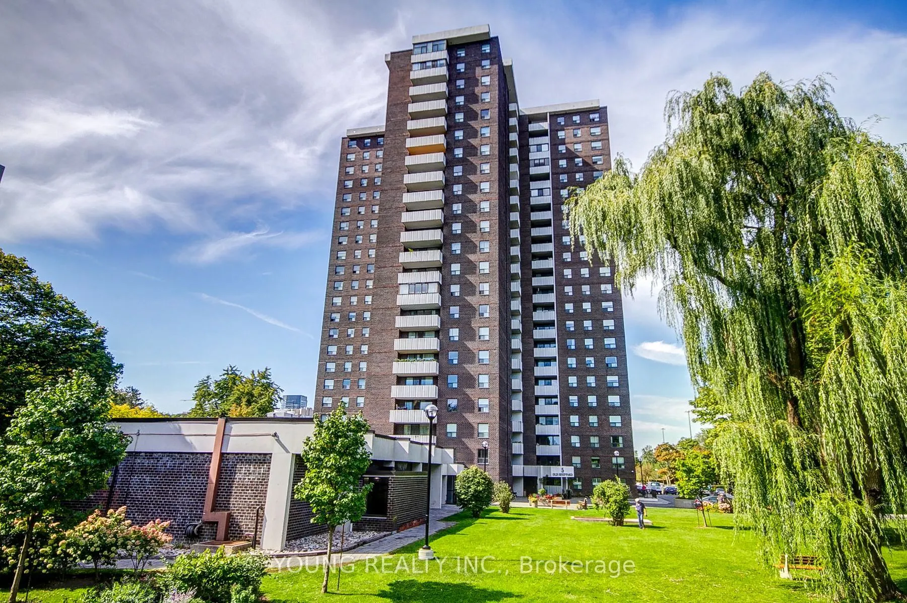 5 Old Sheppard Avenue, #1707