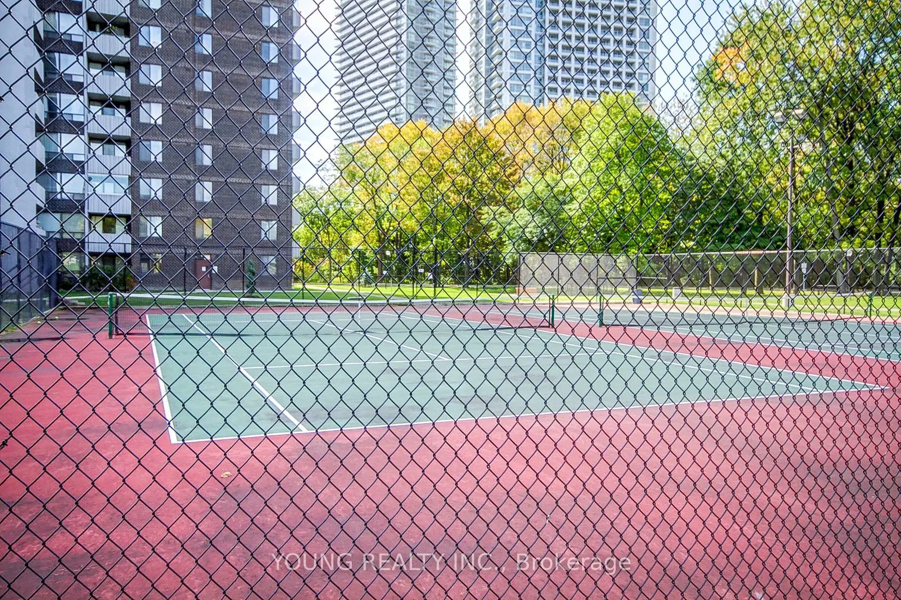 5 Old Sheppard Avenue, #1707