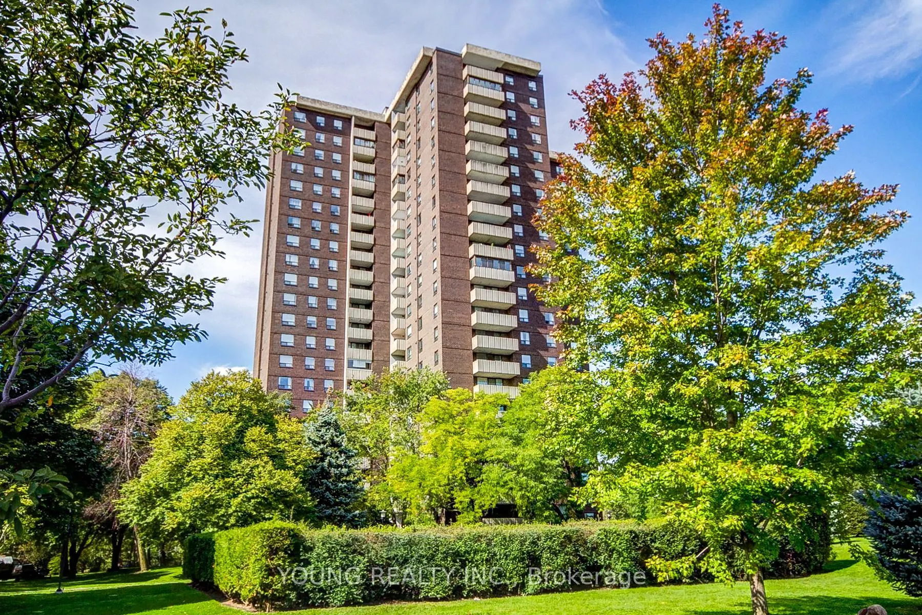 5 Old Sheppard Avenue, #1707