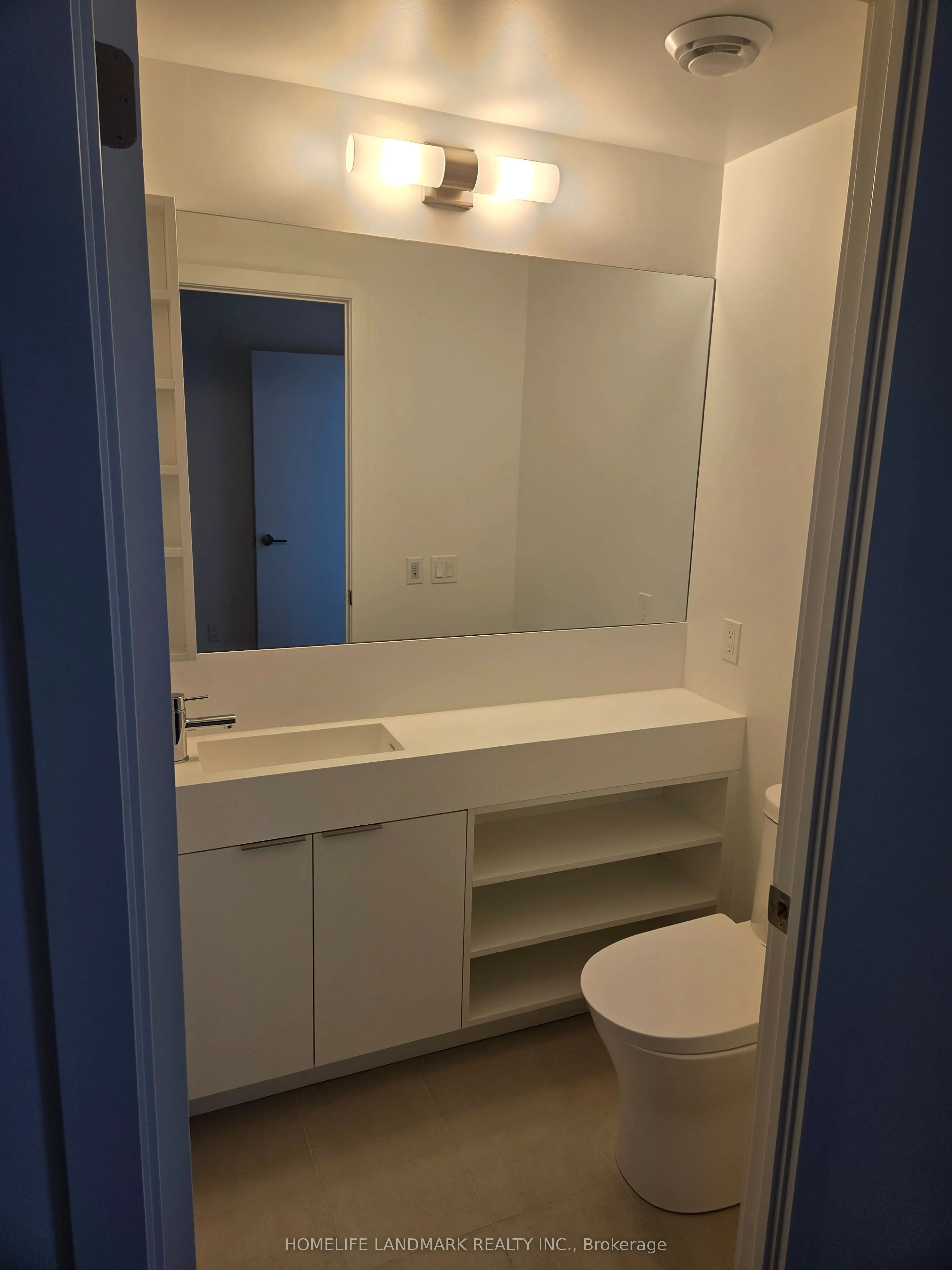 8 Wellesley Street W, #5309