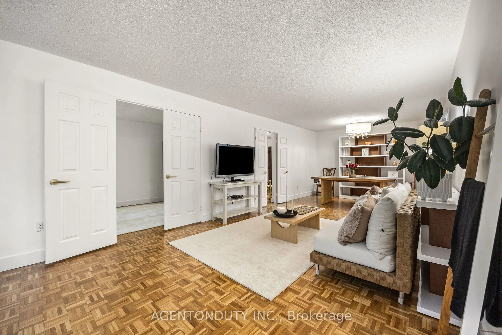 211 St Patrick Street, #501