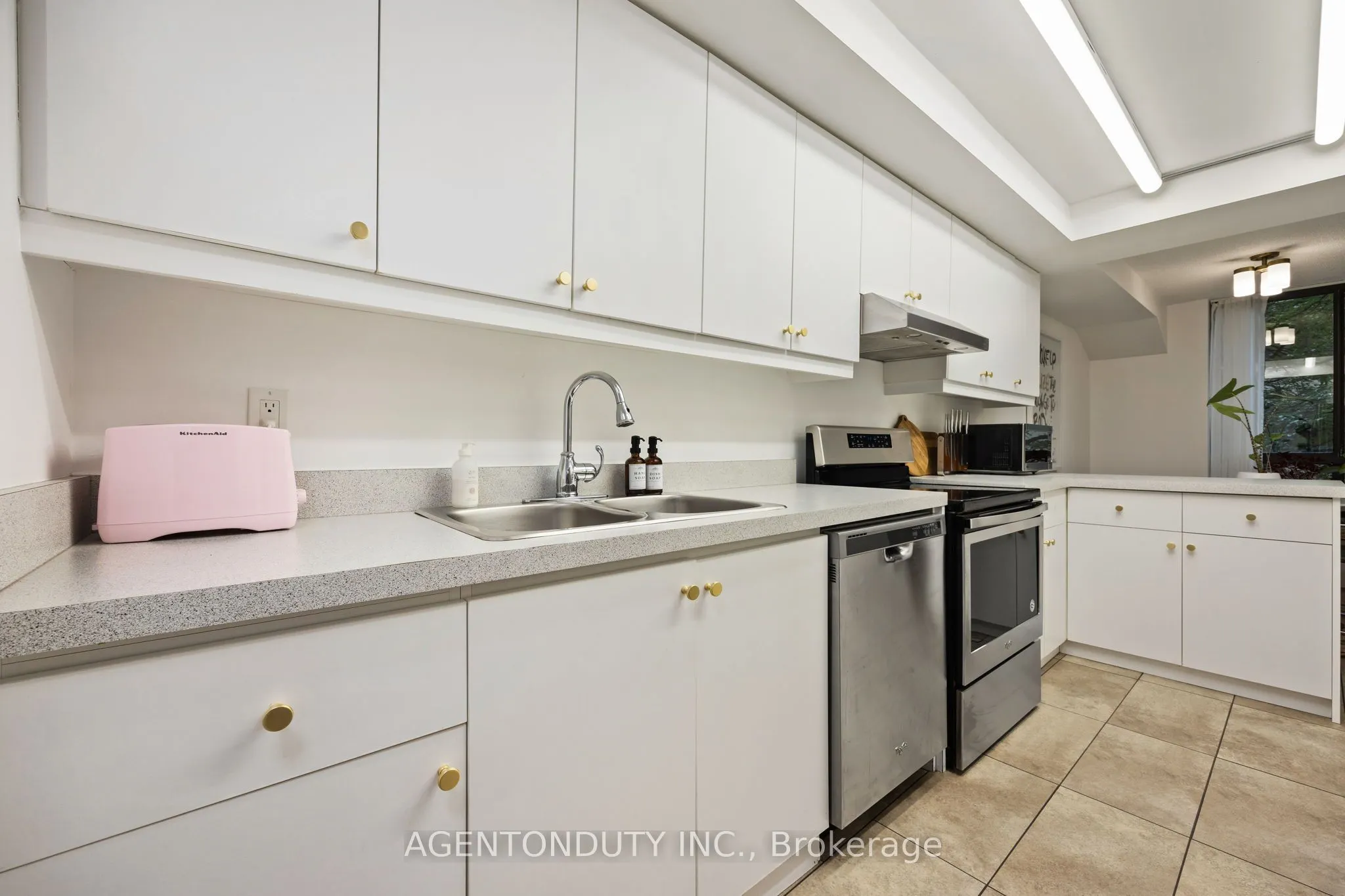 211 St Patrick Street, #501