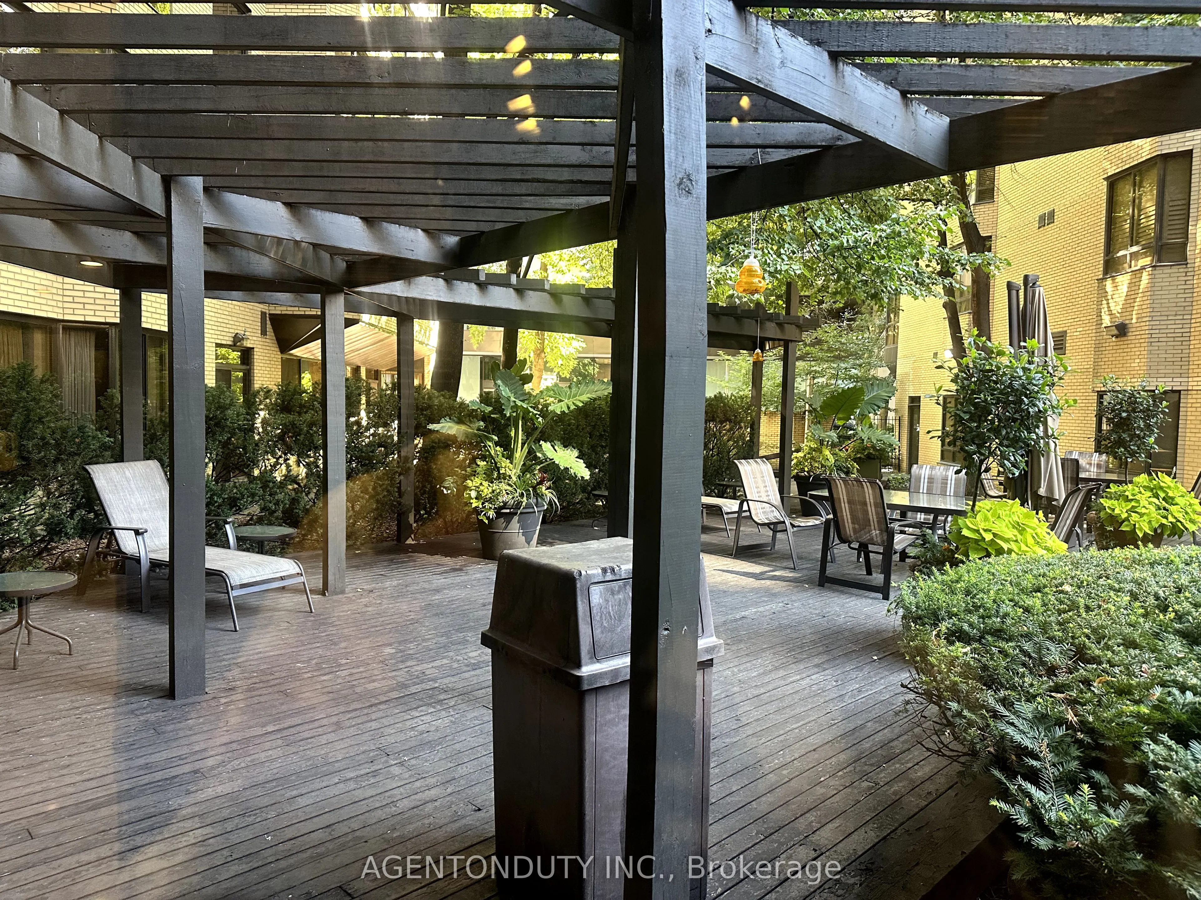 211 St Patrick Street, #501