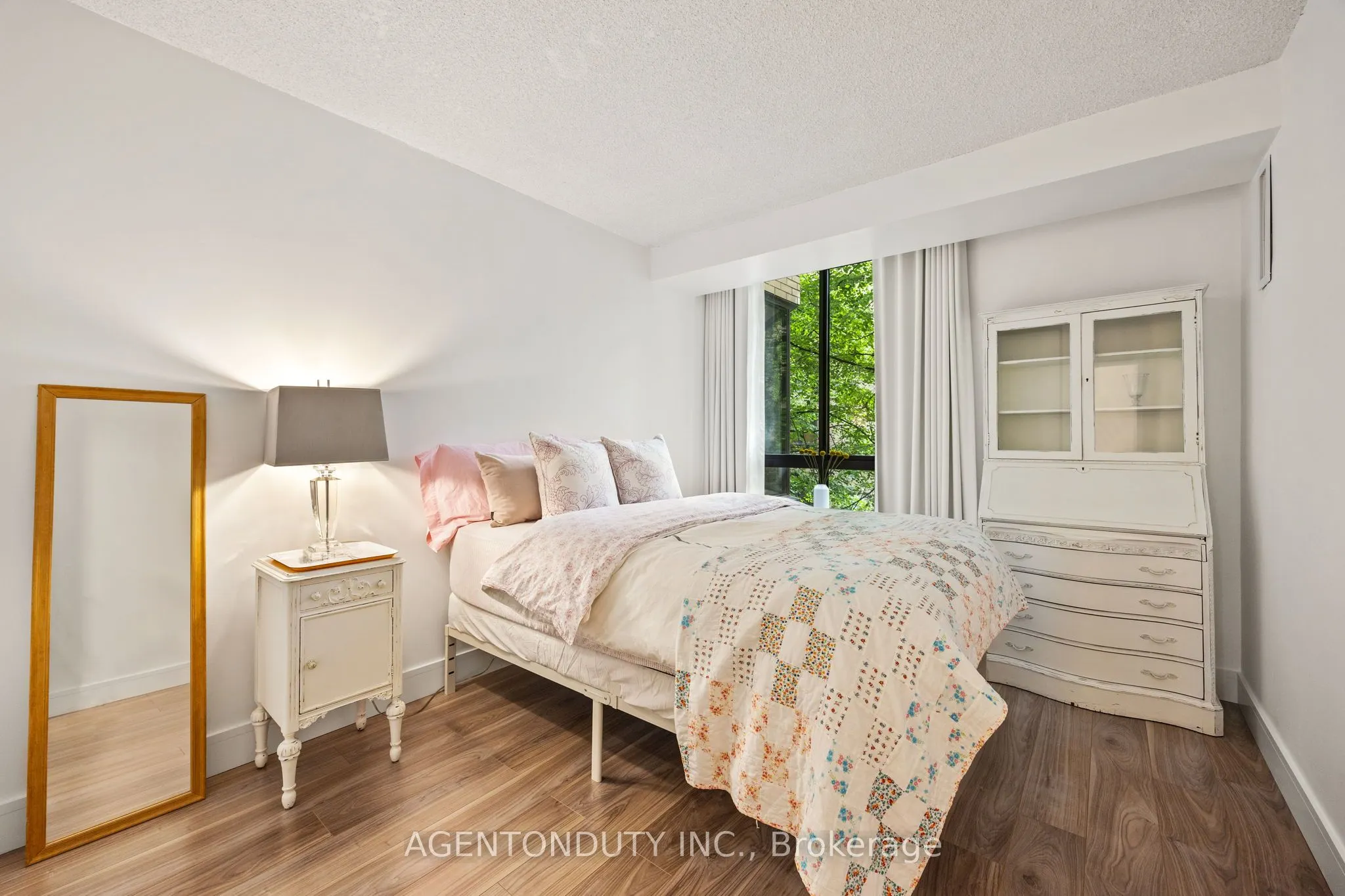211 St Patrick Street, #501