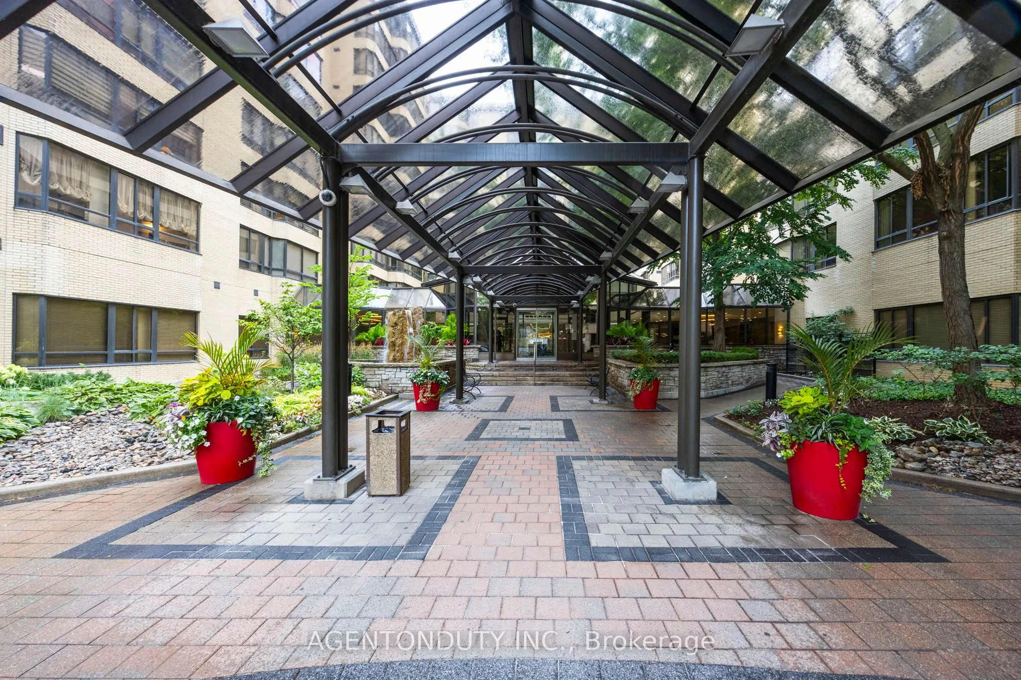 211 St Patrick Street, #501
