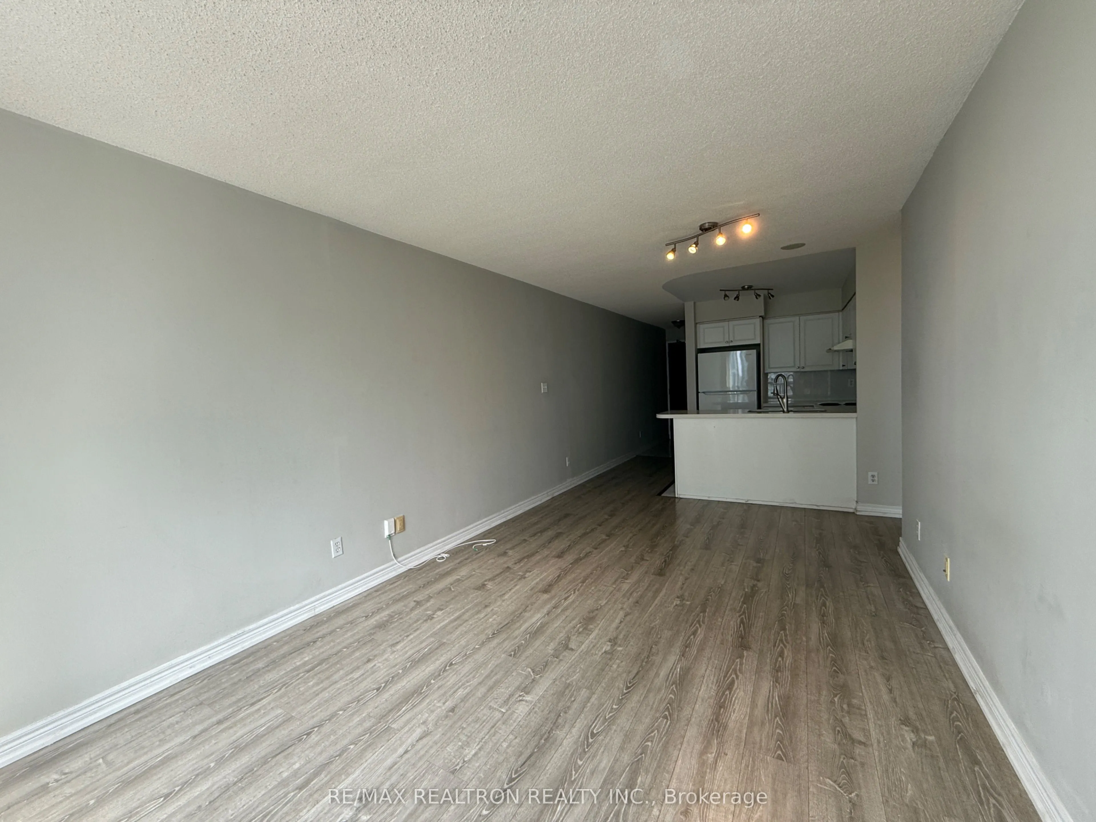 28 Empress Avenue, #2201