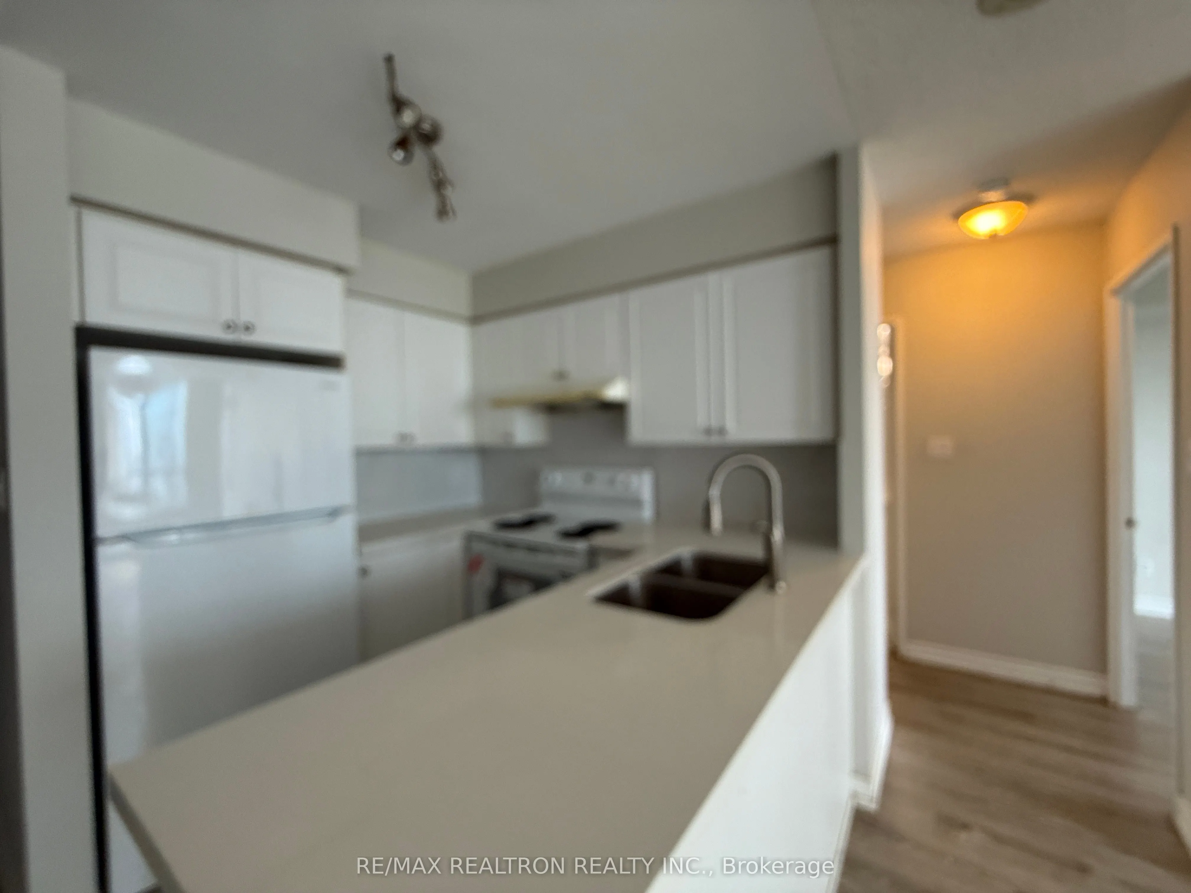 28 Empress Avenue, #2201