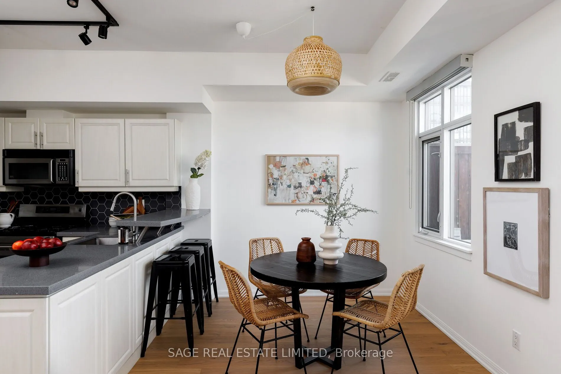 550 Front Street W, #615