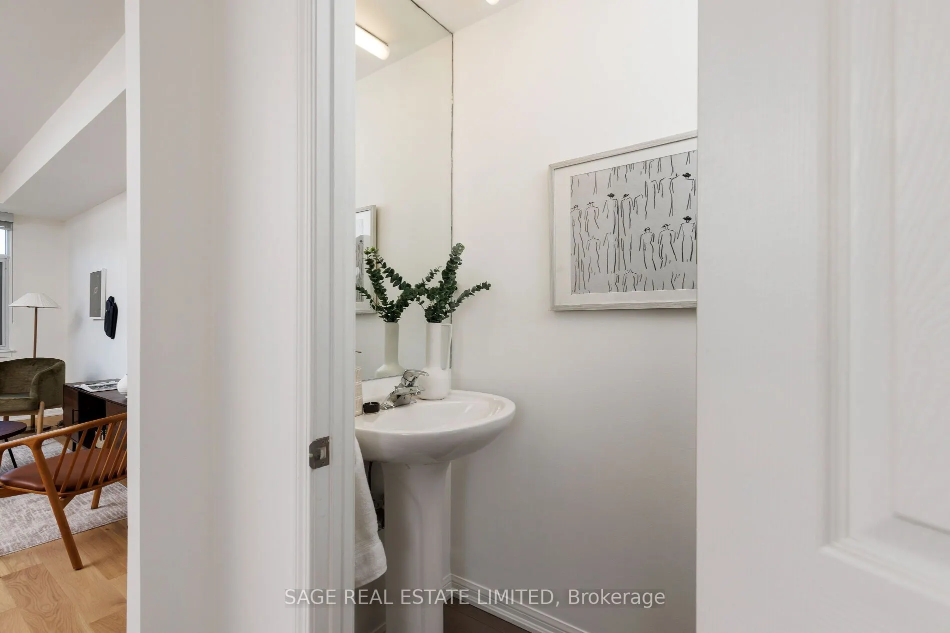 550 Front Street W, #615