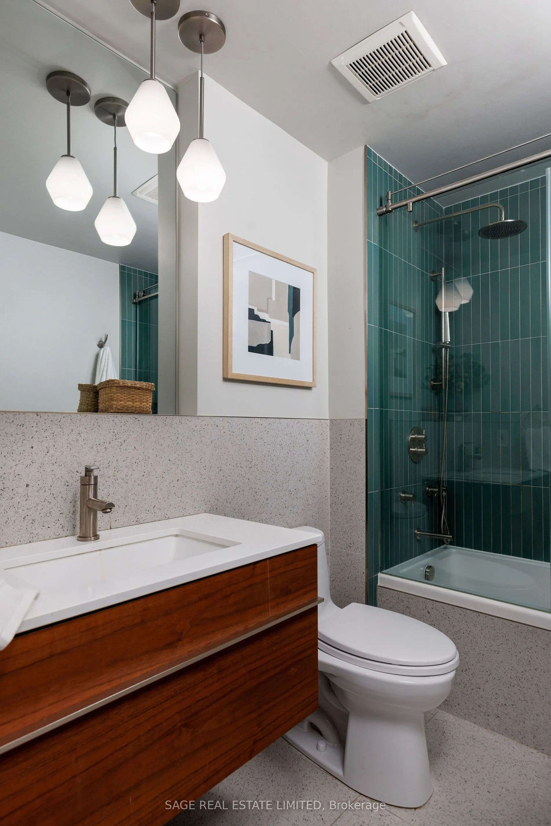 550 Front Street W, #615