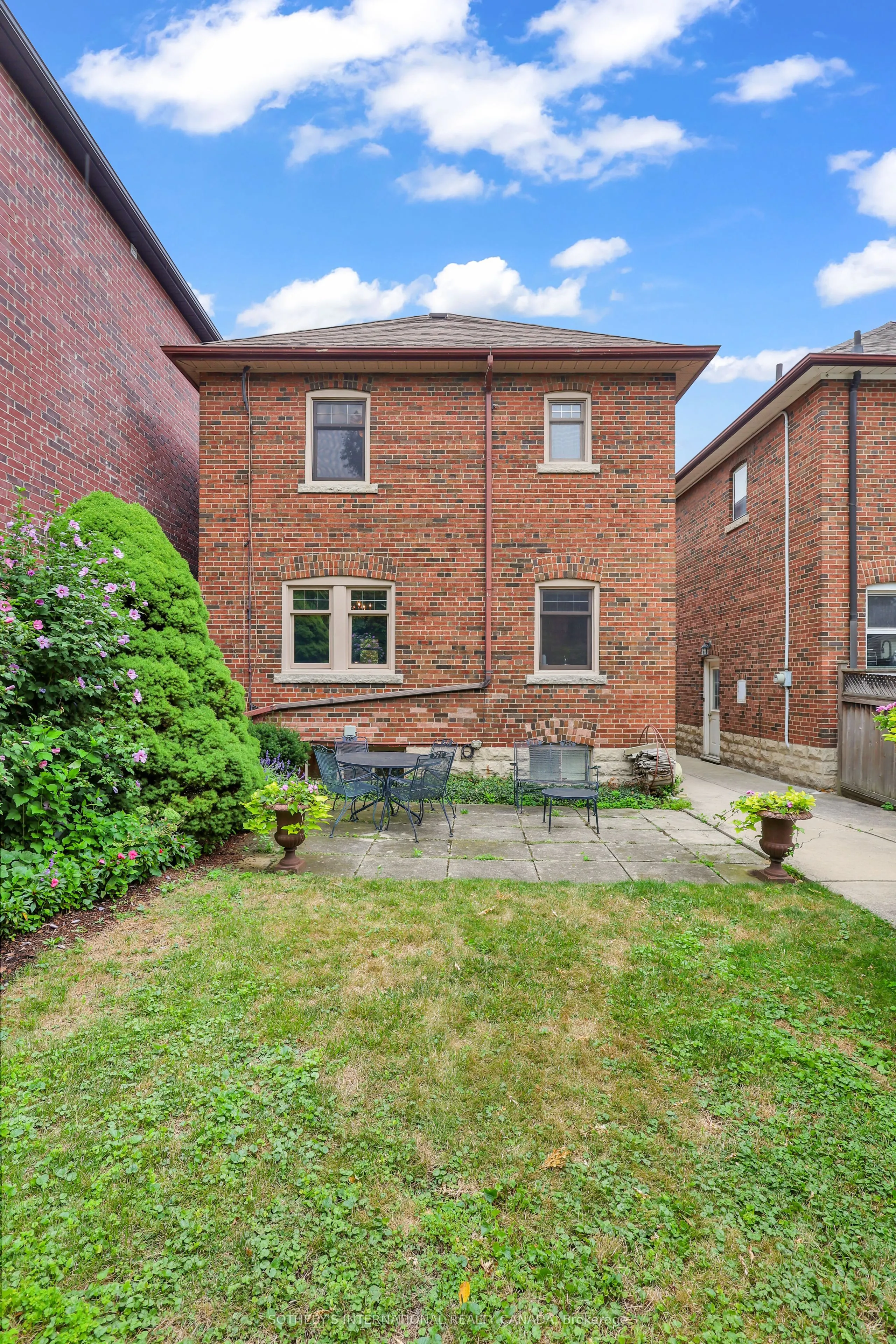 72 Jedburgh Road