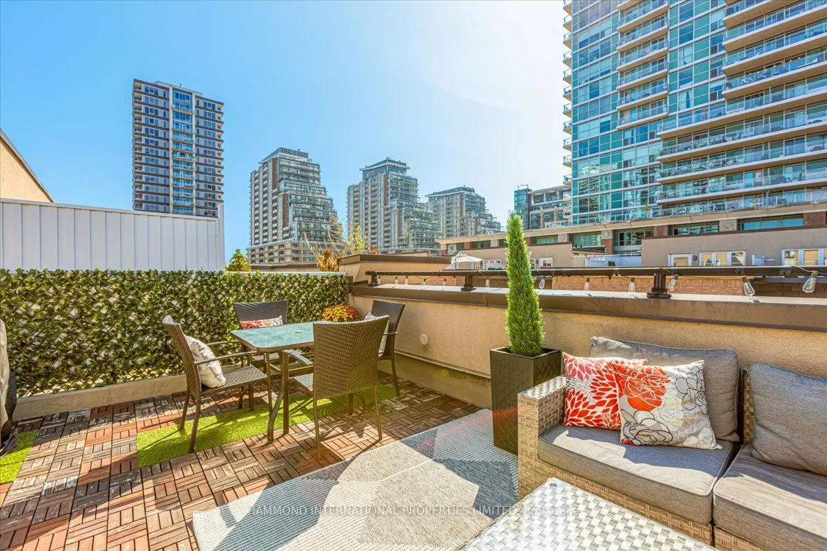 46 Western Battery Road, #838