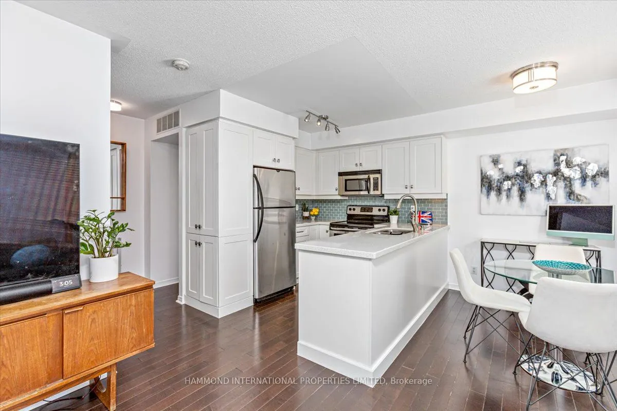 46 Western Battery Road, #838
