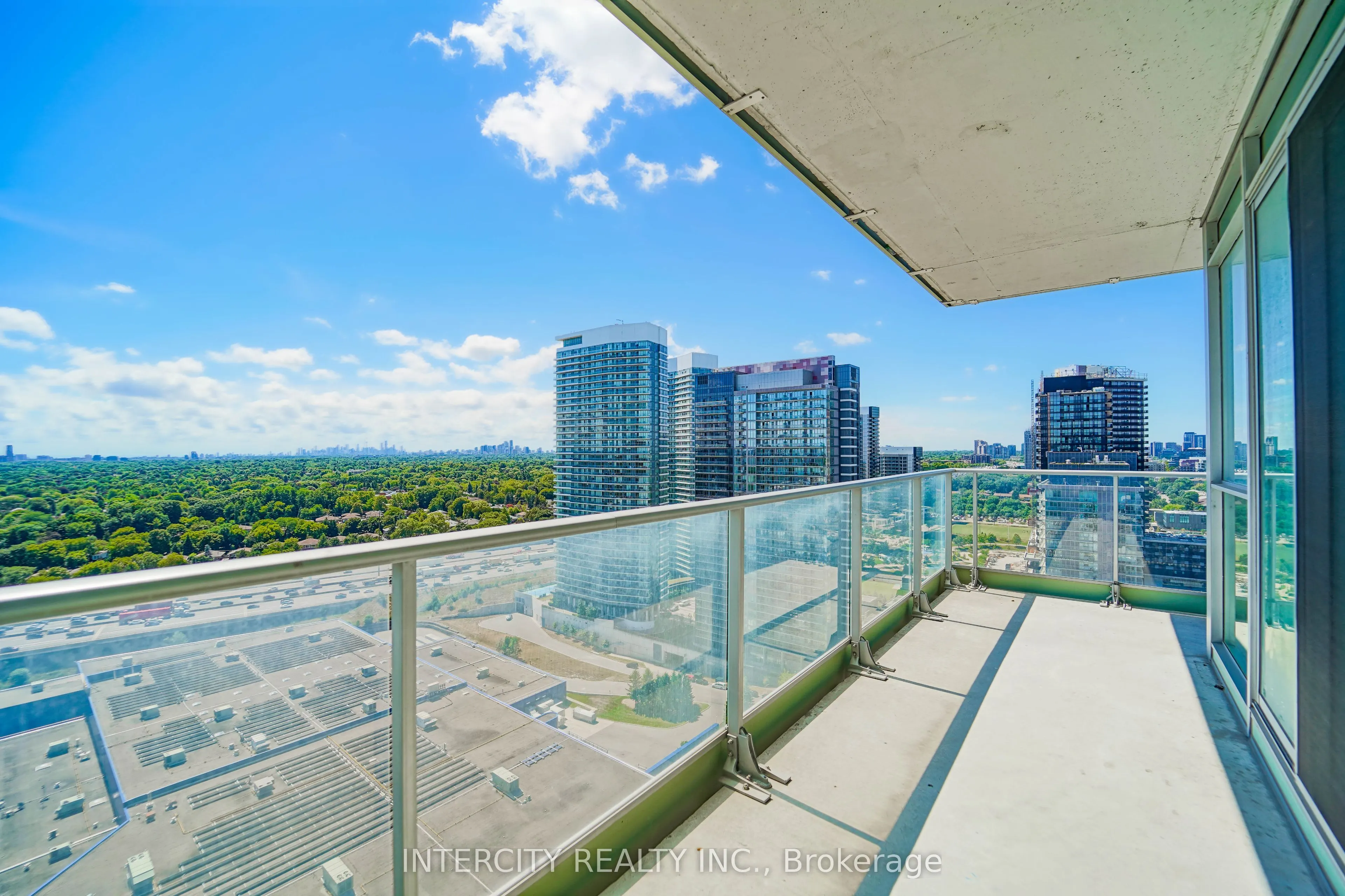 29 Singer Court, #3002