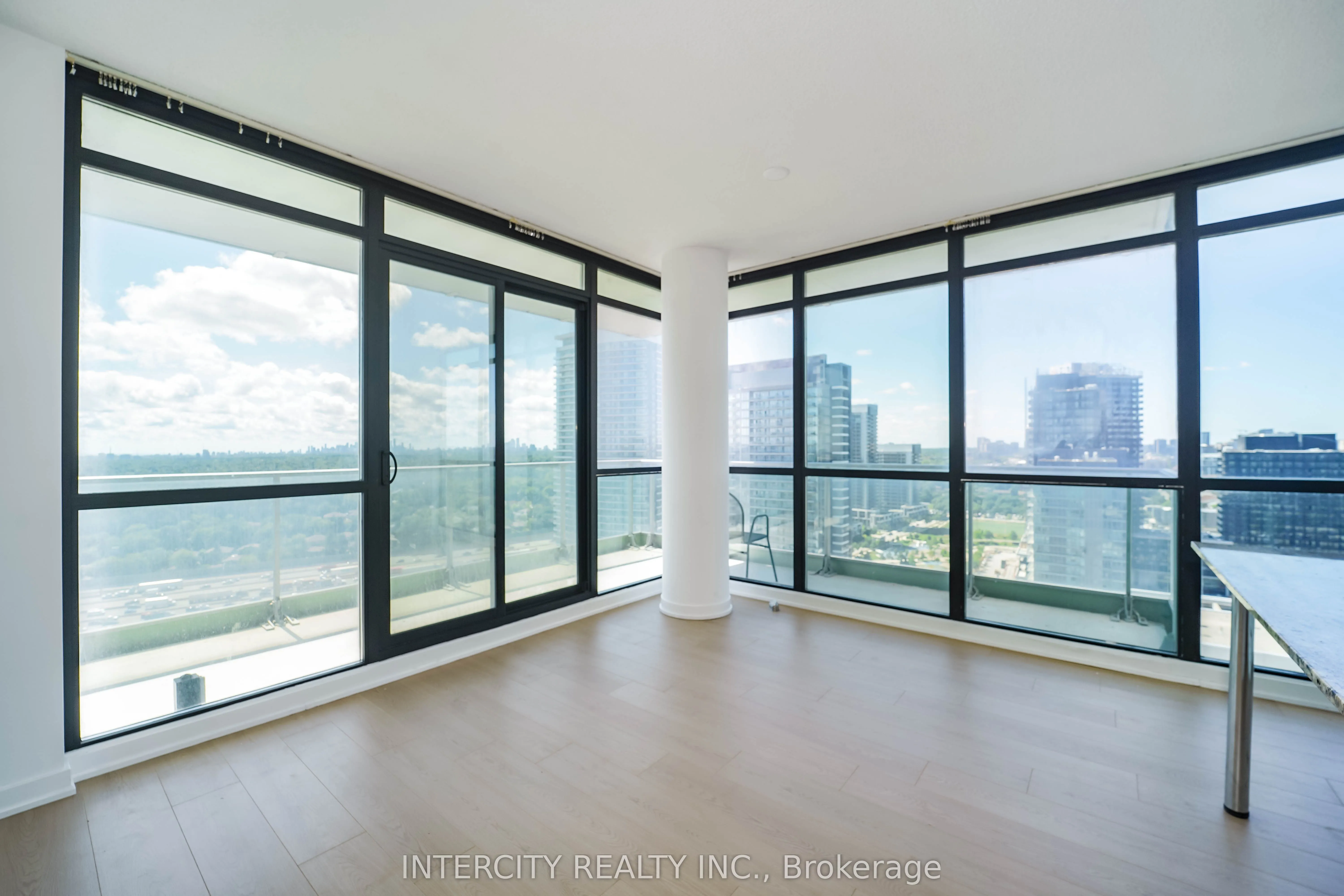 29 Singer Court, #3002