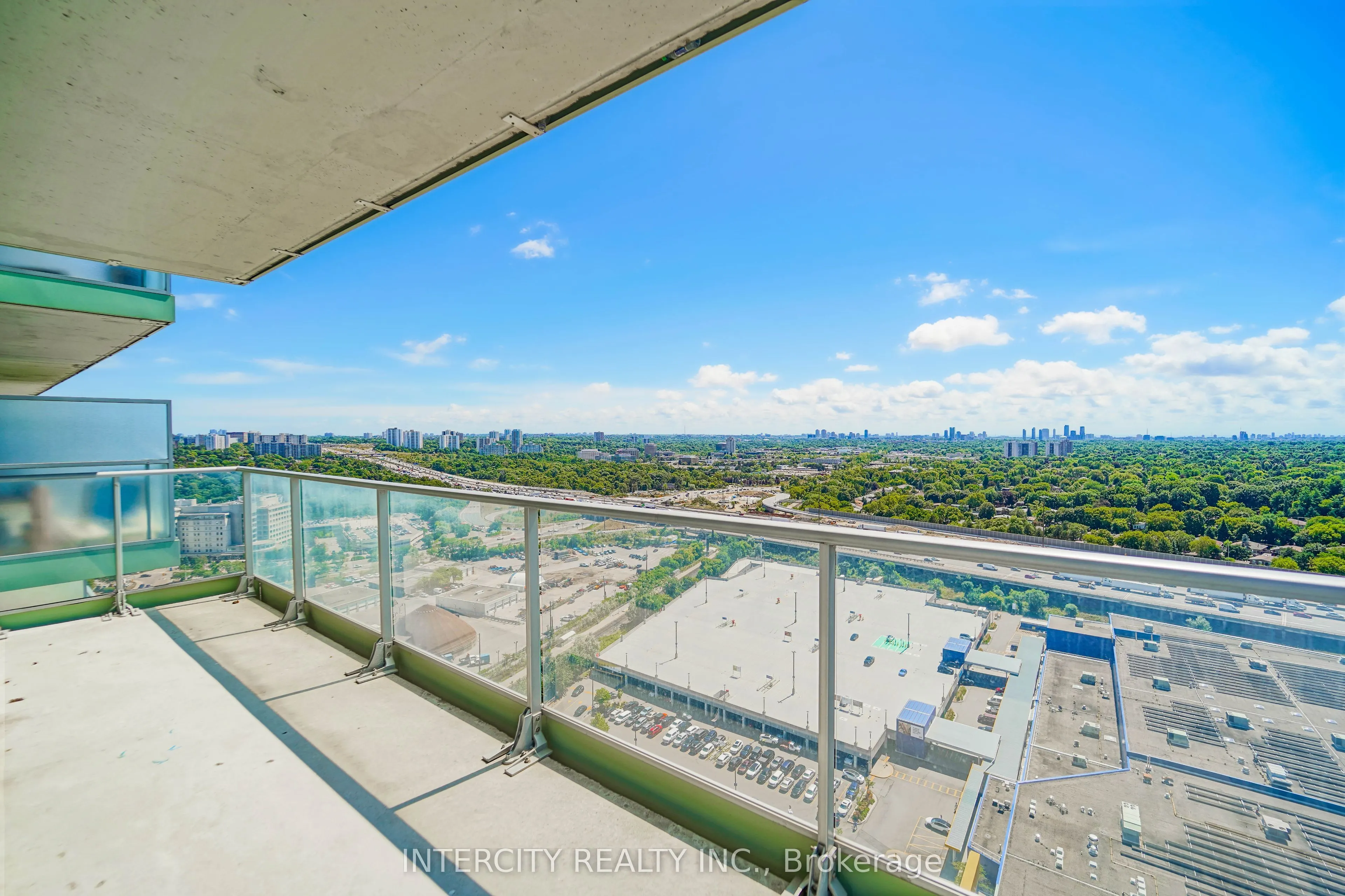 29 Singer Court, #3002