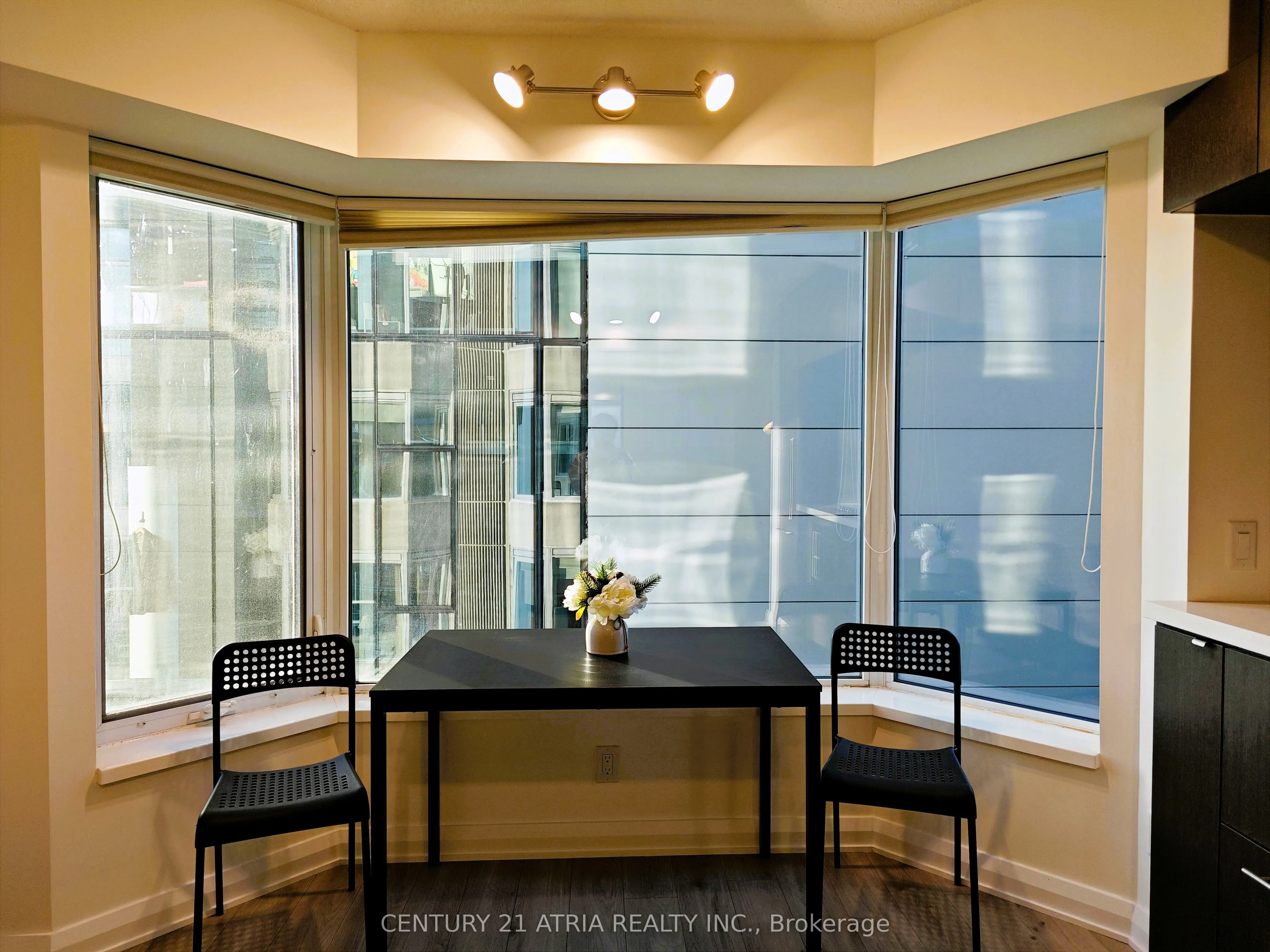 155 Yorkville Avenue, #605