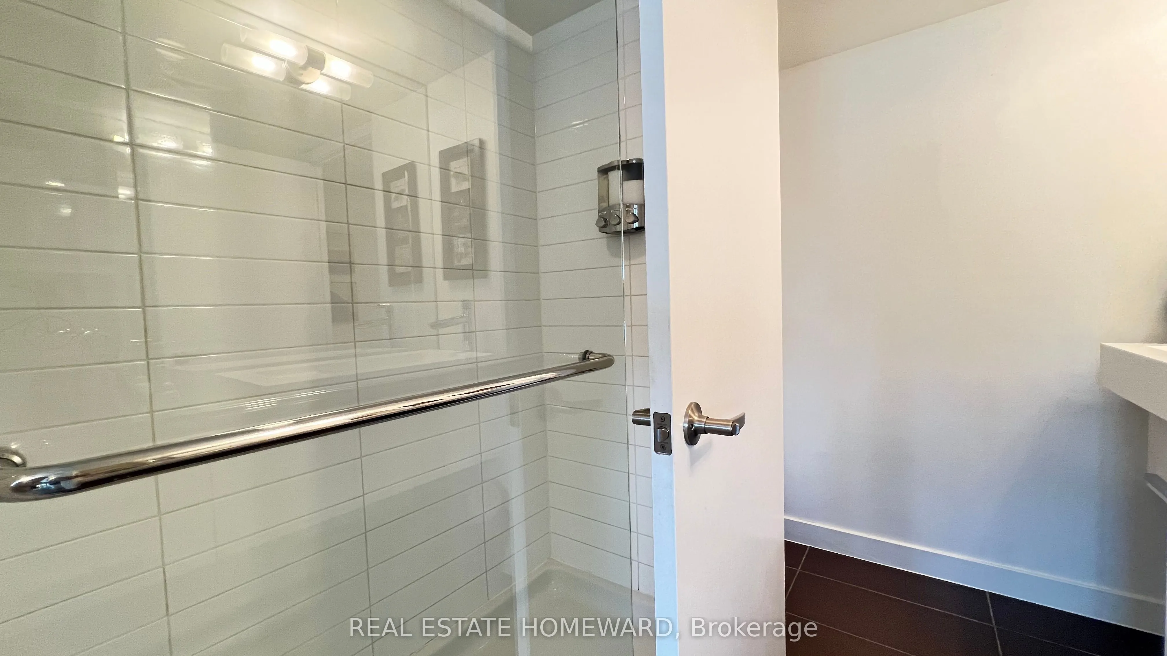 38 Dan Leckie Way, #1512
