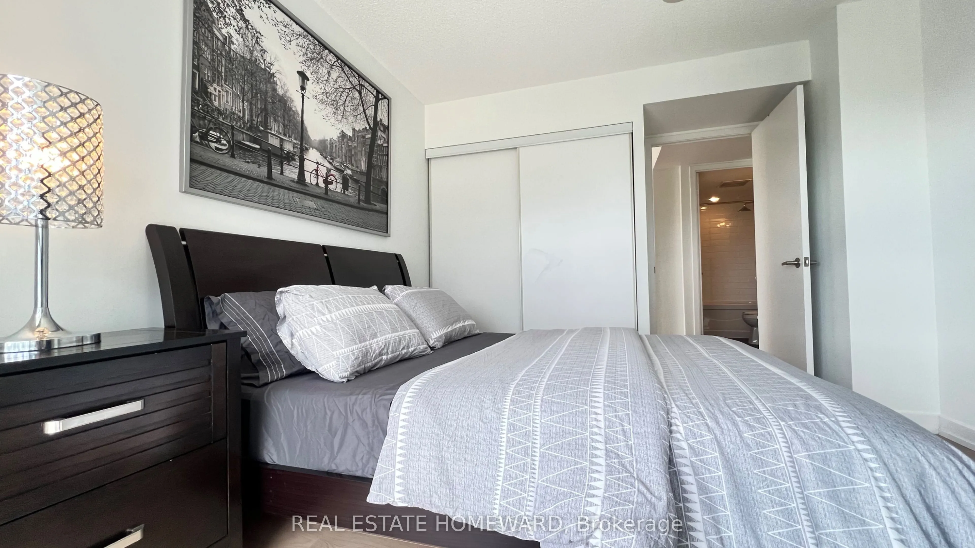 38 Dan Leckie Way, #1512