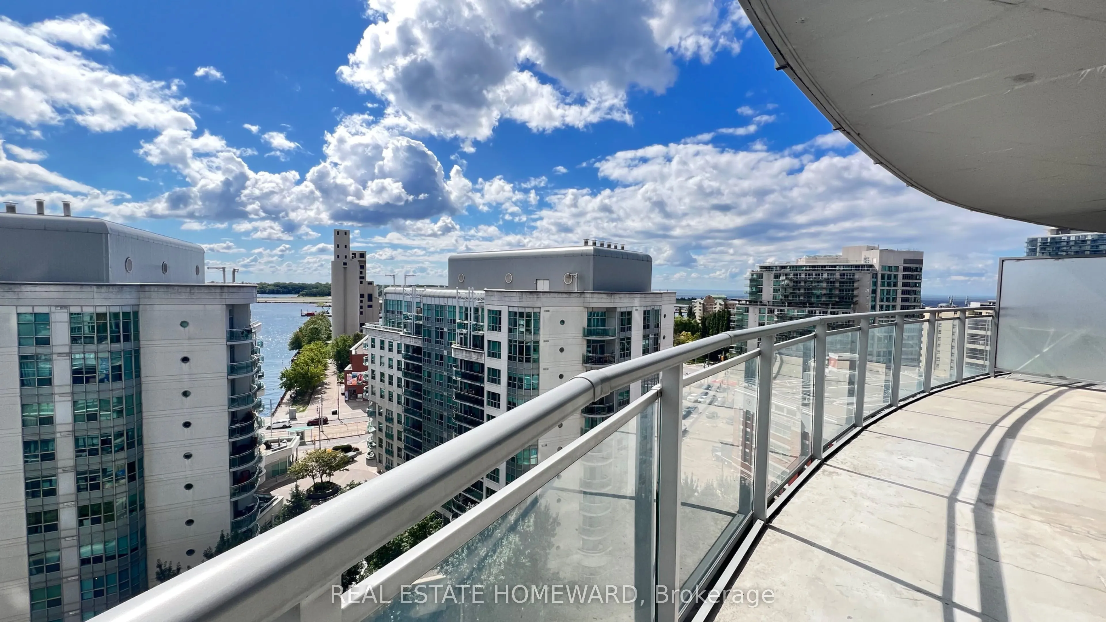 38 Dan Leckie Way, #1512