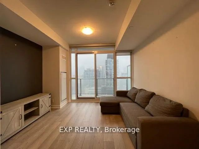 120 Parliament Street, #1601