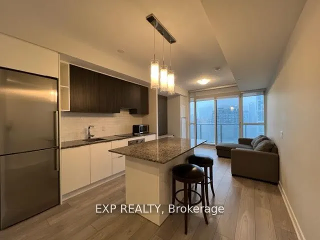 120 Parliament Street, #1601