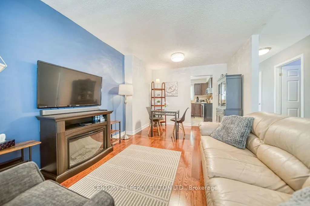 57 Golden Appleway, #111