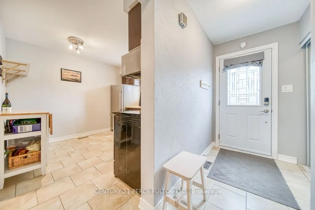 57 Golden Appleway, #111