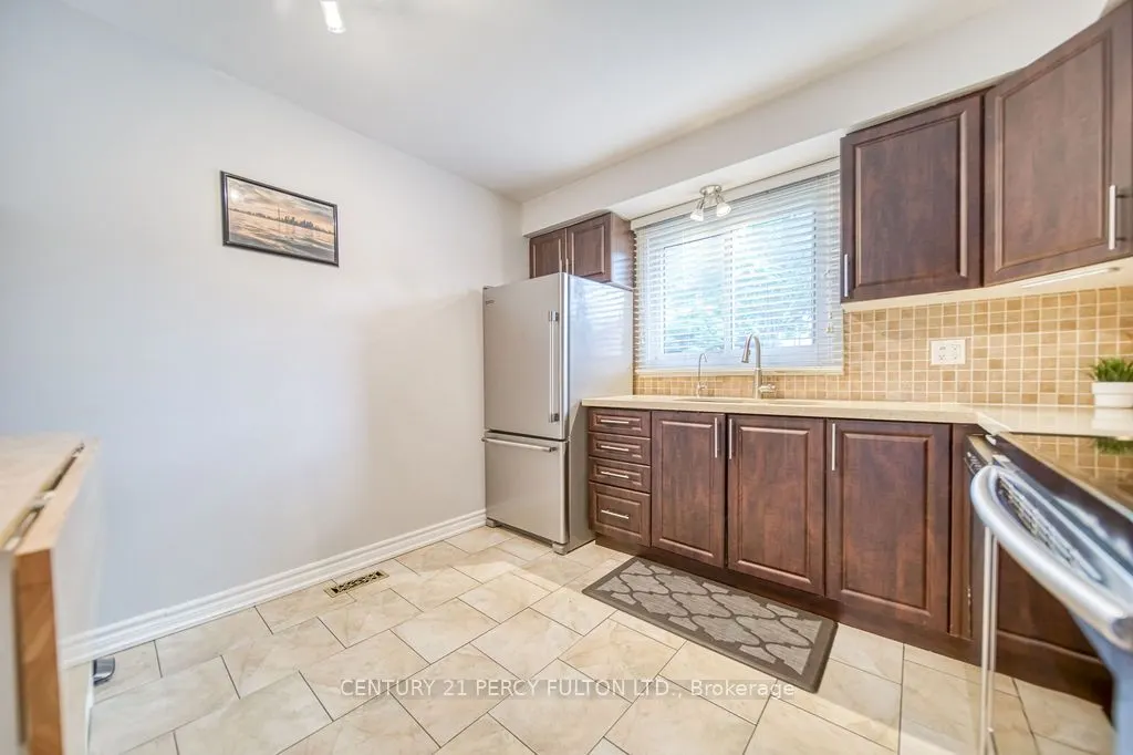 57 Golden Appleway, #111